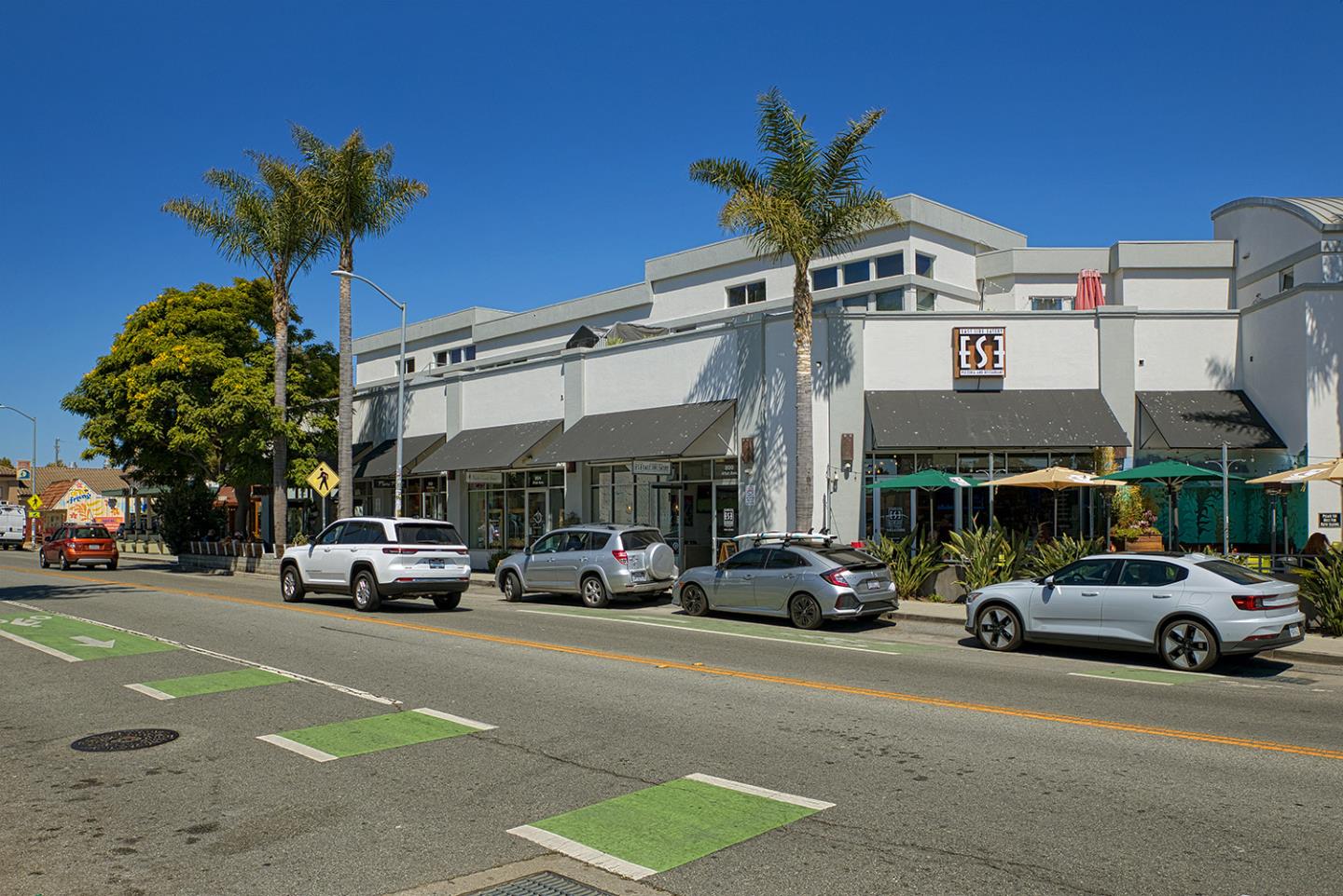 Capitola, California, 95010, United States, 2 Bedrooms Bedrooms, ,1 BathroomBathrooms,Residential,For Sale,1920106