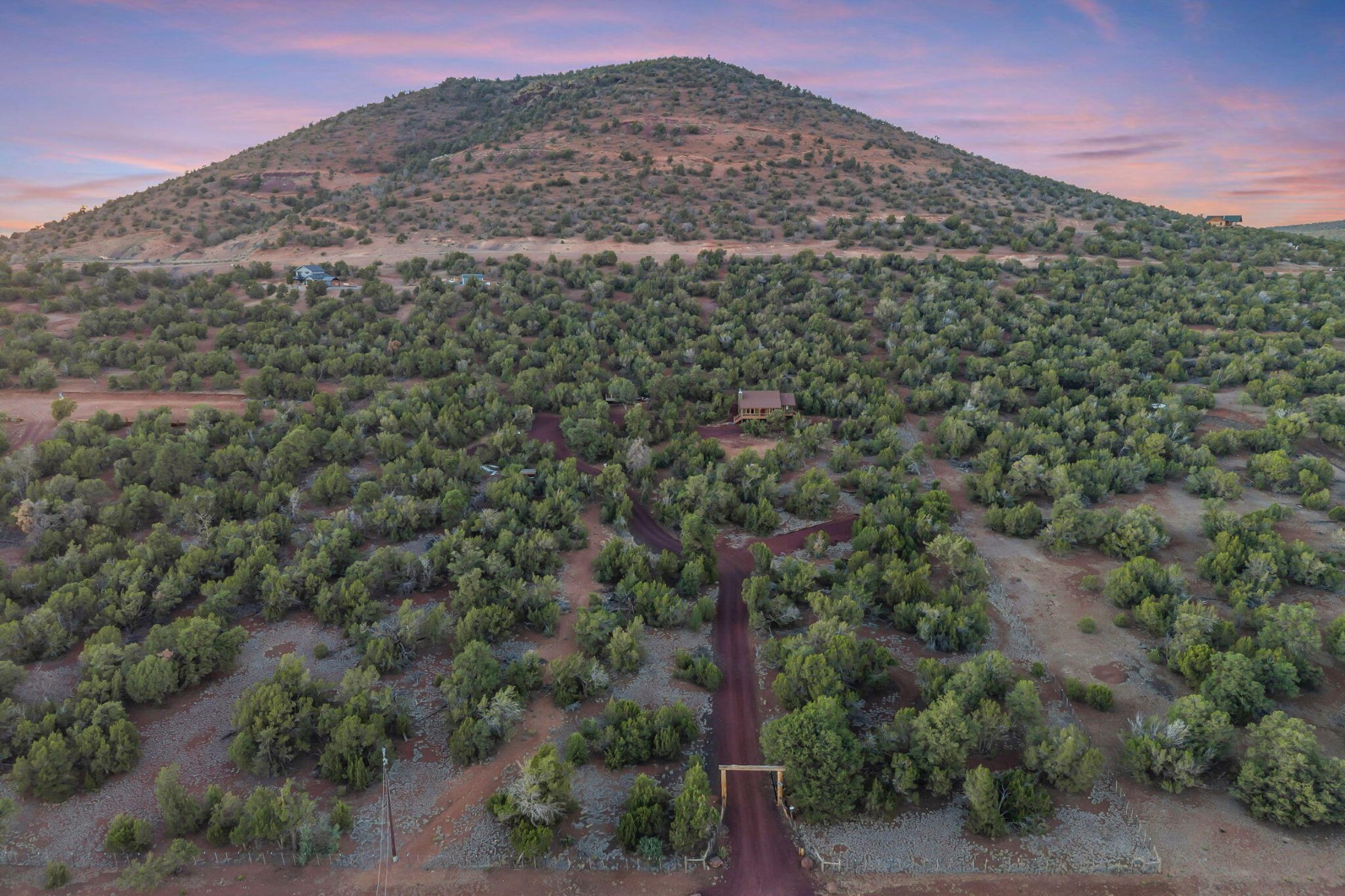  1249 E Chaparral Rd ¦ Williams, AZ - 物件實景