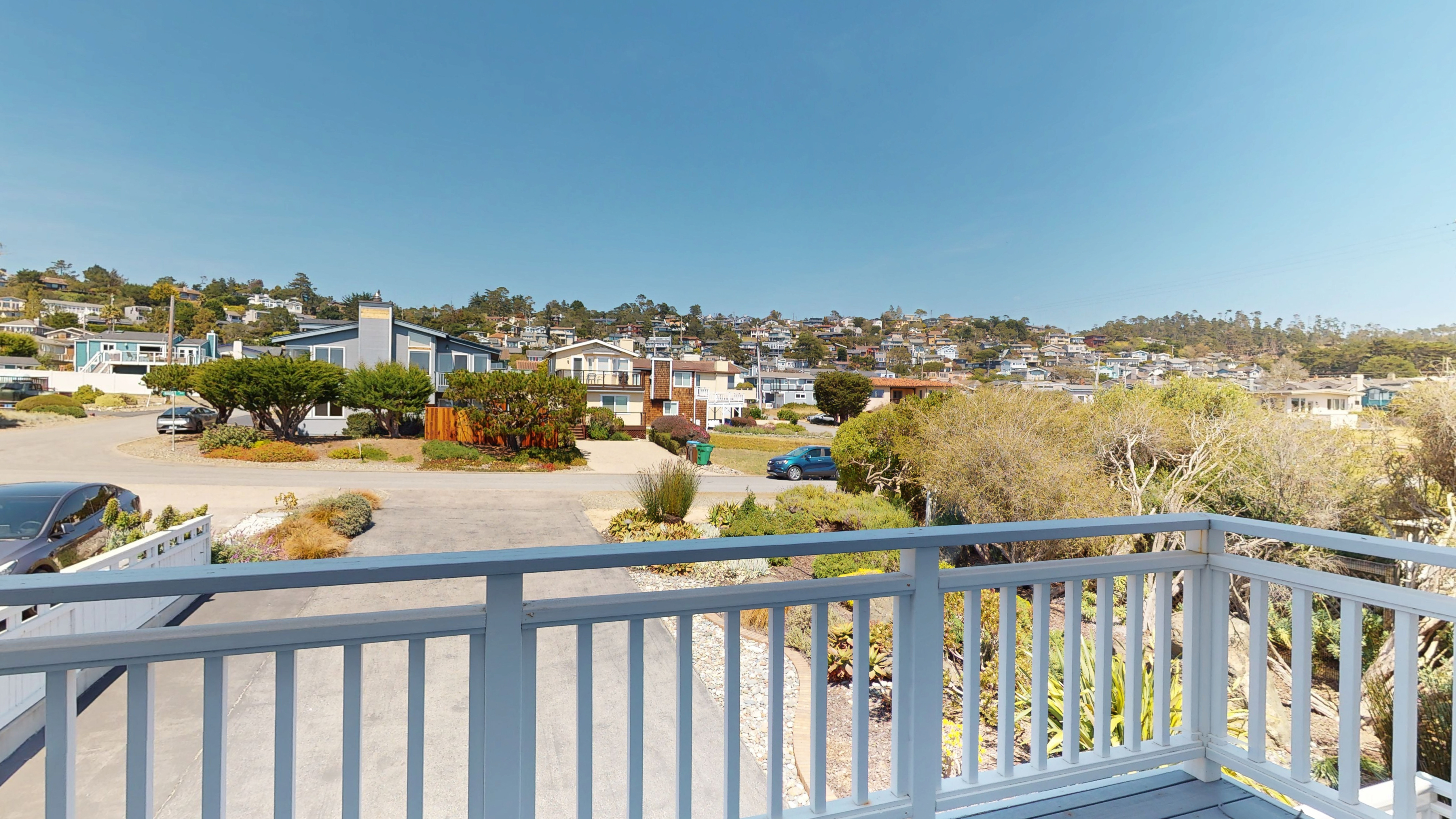  Ocean Views & Coastal Living in Coveted Marine Terrace - 物件實景