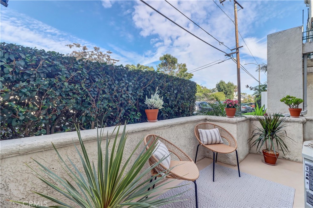 Long Beach, California, 90804, United States, 2 Bedrooms Bedrooms, ,2 BathroomsBathrooms,Residential,For Sale,2001889