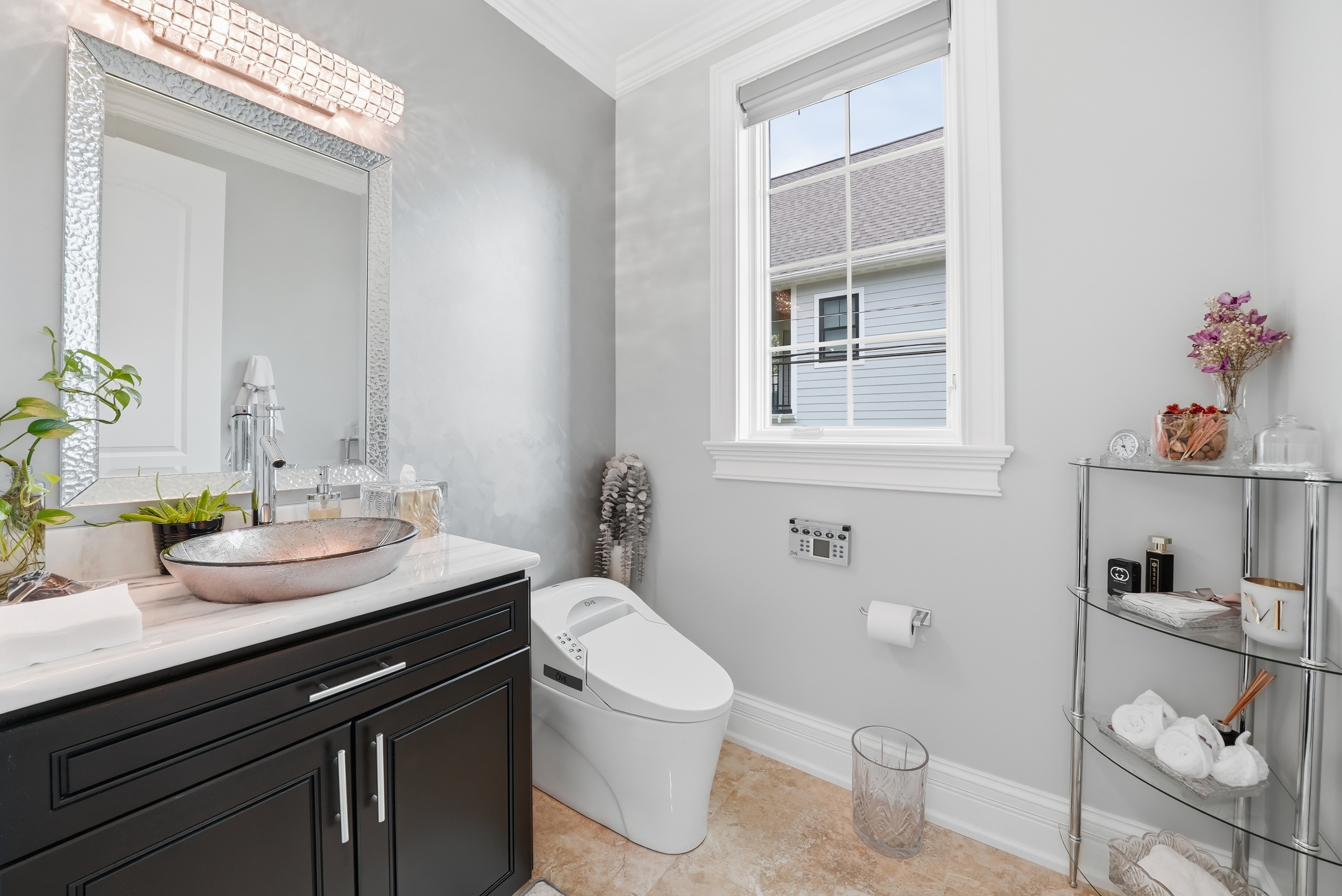  Perfectly Positioned in the Prestigious Golfview Hills Community of Hinsdale - 物件實景