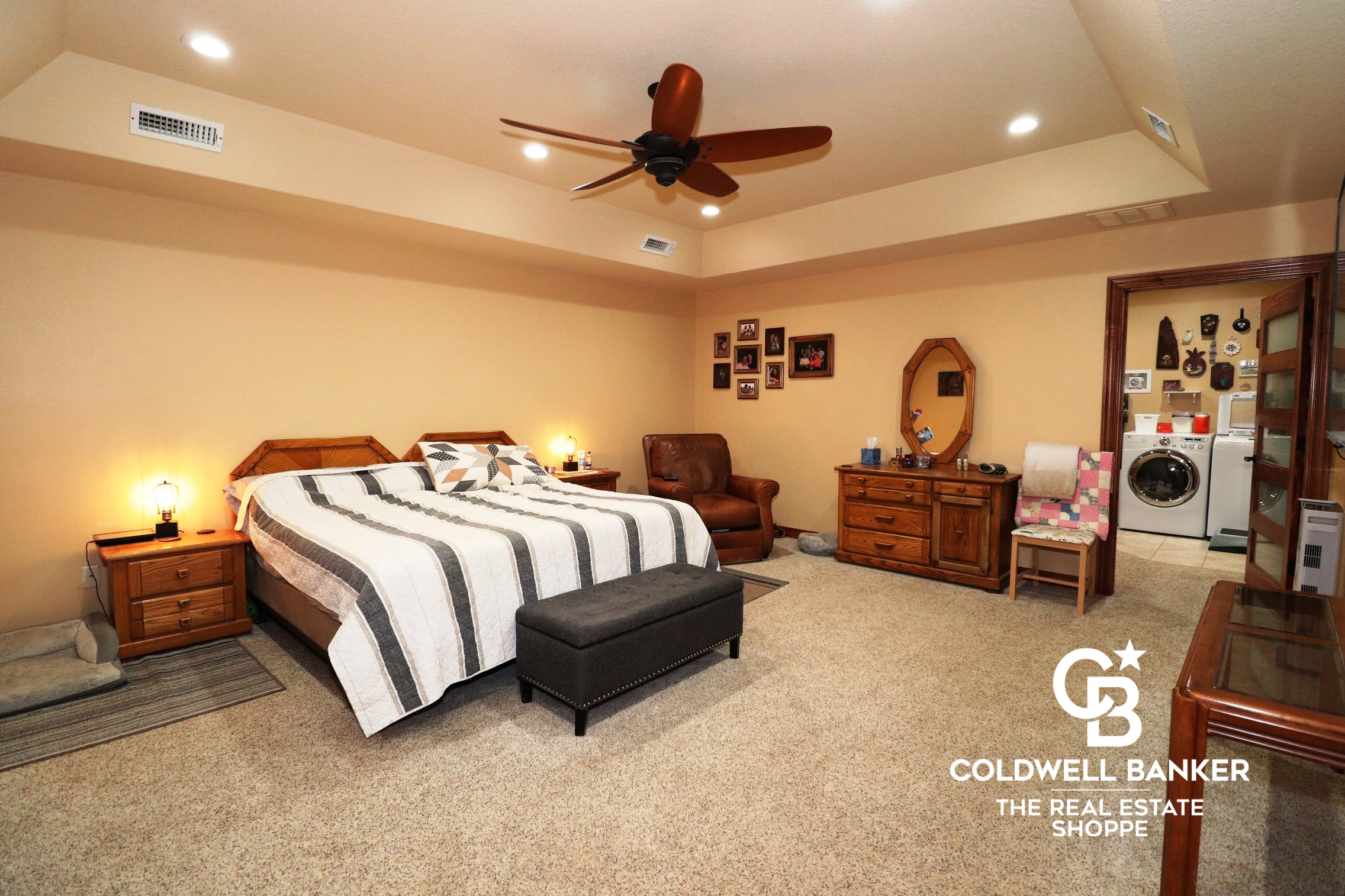 Garden City, Kansas, 67846, United States, 2 Bedrooms Bedrooms, ,Residential,For Sale,1890004