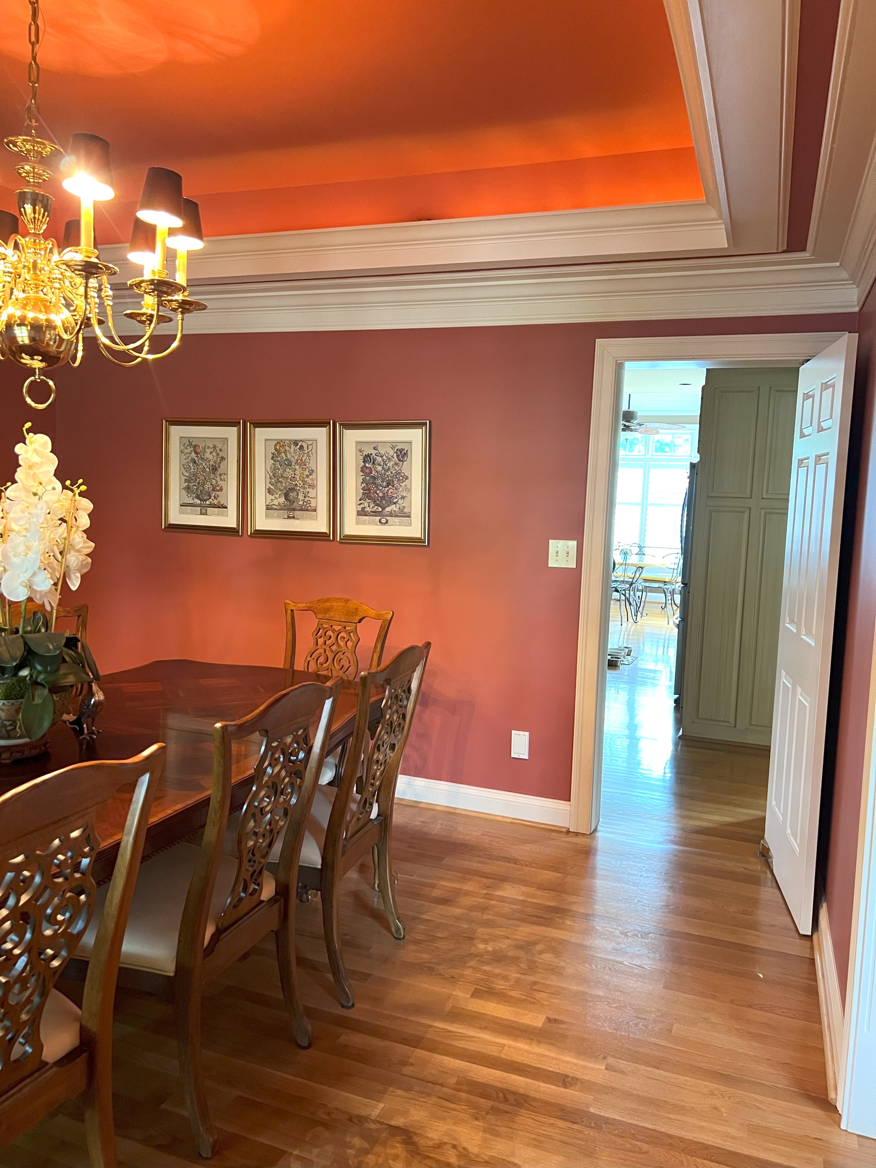 Frankfort, Kentucky, 40601, United States, 5 Bedrooms Bedrooms, ,4 BathroomsBathrooms,Residential,For Sale,1983551