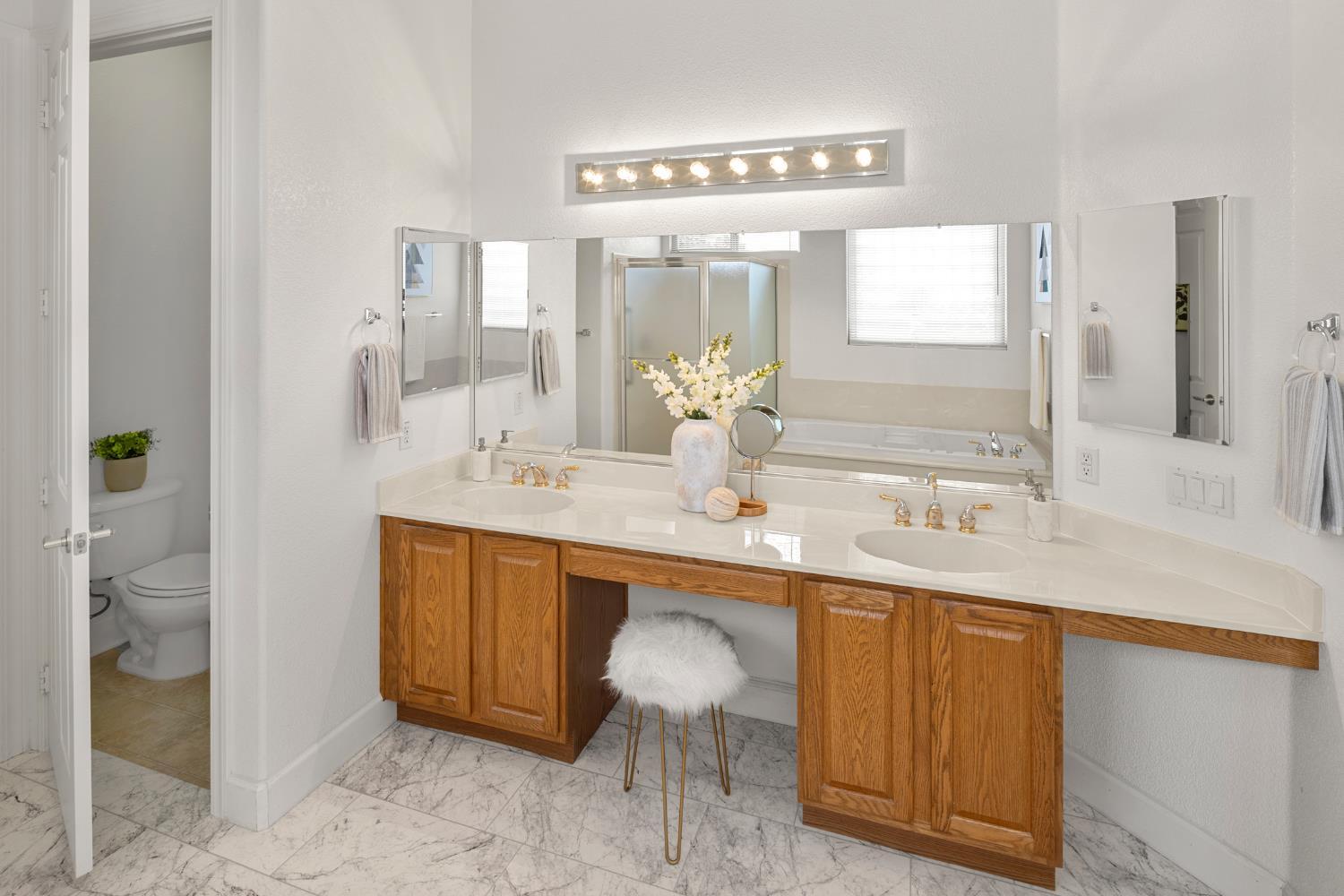 Lincoln, California, 95648, United States, 3 Bedrooms Bedrooms, ,3 BathroomsBathrooms,Residential,For Sale,2008563