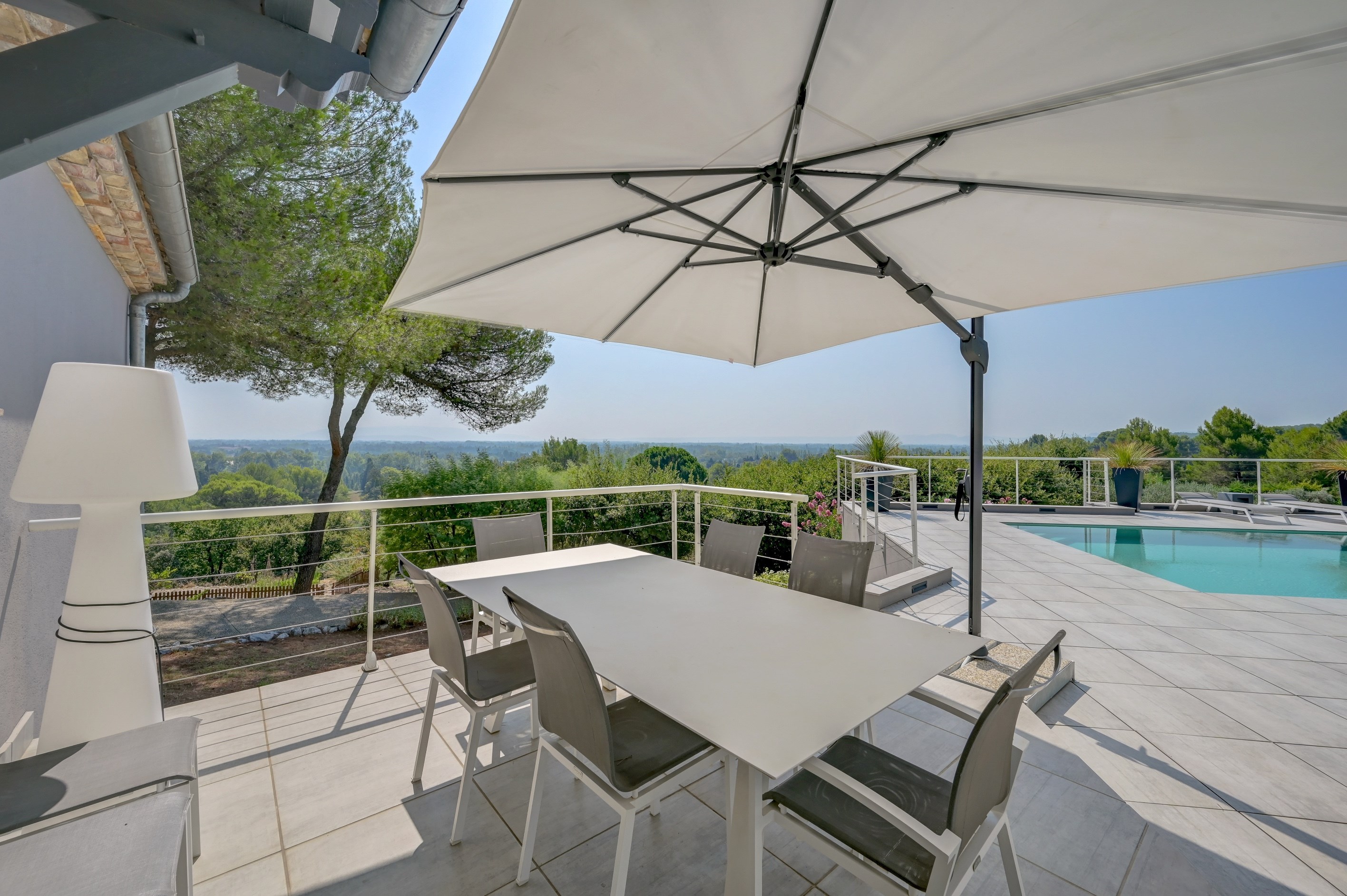  Property with an exceptional panoramic view of the Alpilles and Mont Ventoux. - 物件實景