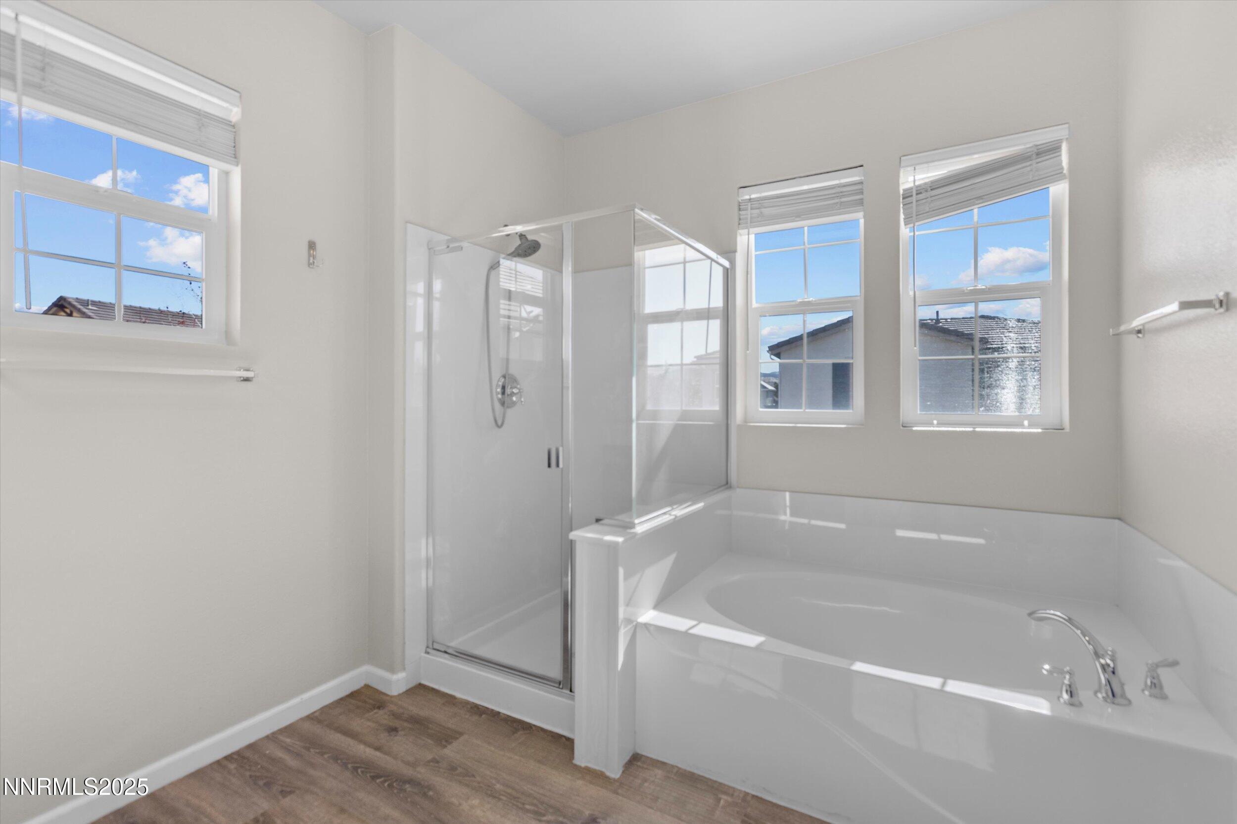 Sparks, Nevada, 89436, United States, 3 Bedrooms Bedrooms, ,3 BathroomsBathrooms,Residential,For Sale,1988123