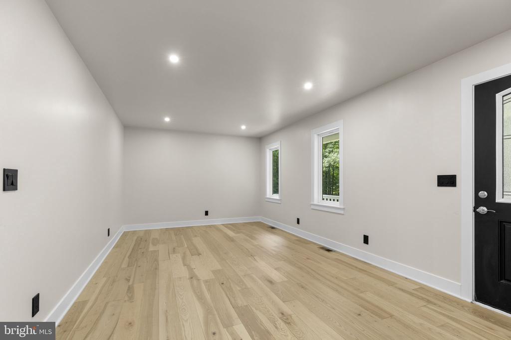 Spotsylvania, Virginia, 22551, United States, 4 Bedrooms Bedrooms, ,4 BathroomsBathrooms,Residential,For Sale,1981992