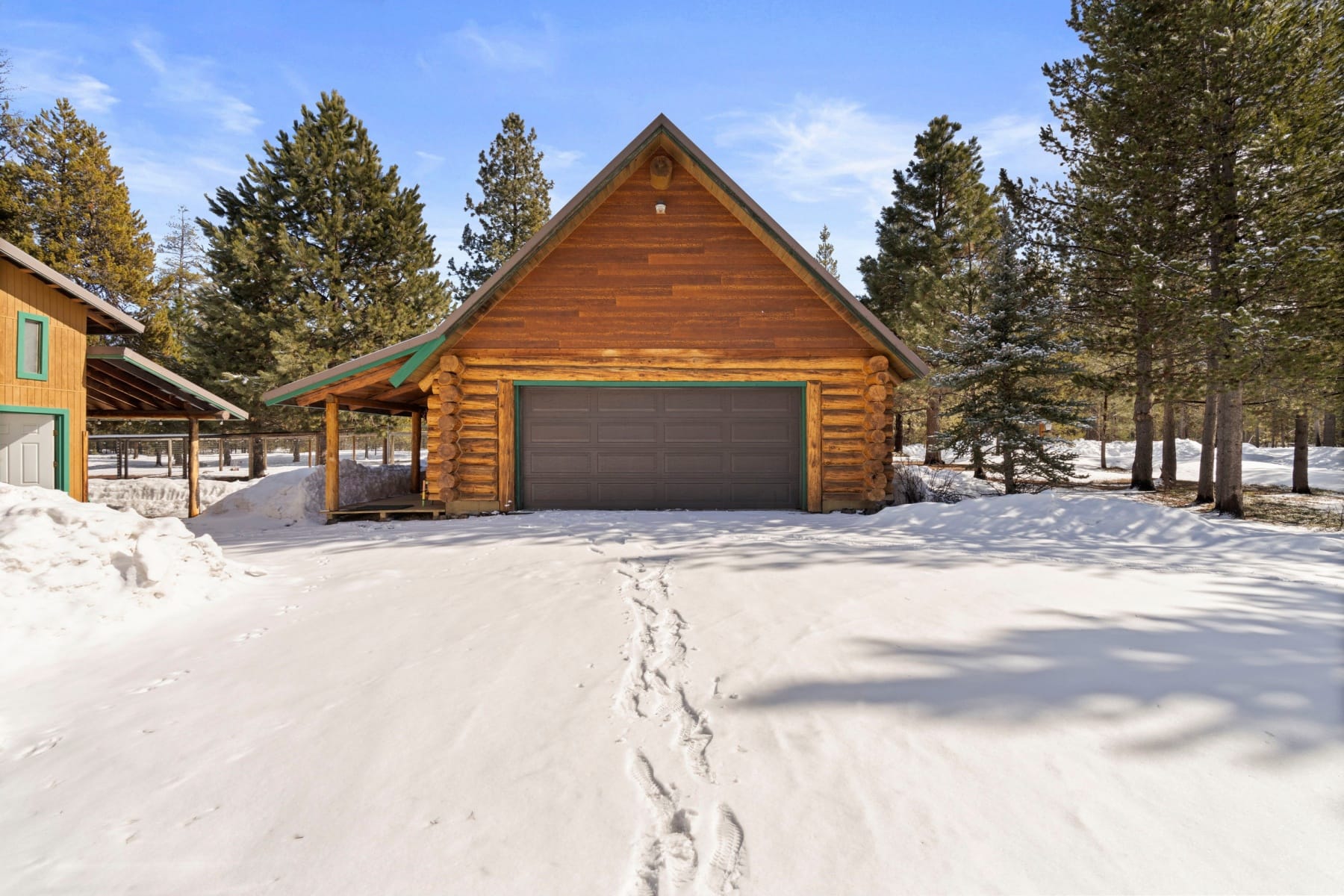  140643 KAMLOOP LN Gilchrist, OR 97737 - 物件實景