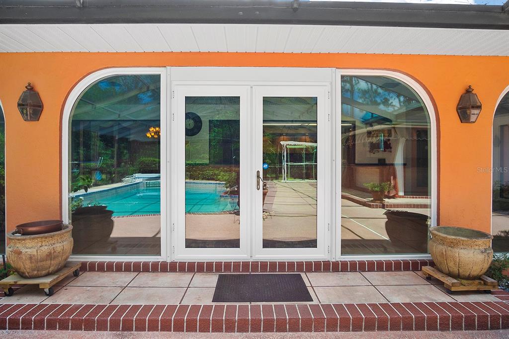 Weeki Wachee, Florida, 34607, United States, 4 Bedrooms Bedrooms, ,5 BathroomsBathrooms,Residential,For Sale,2009705