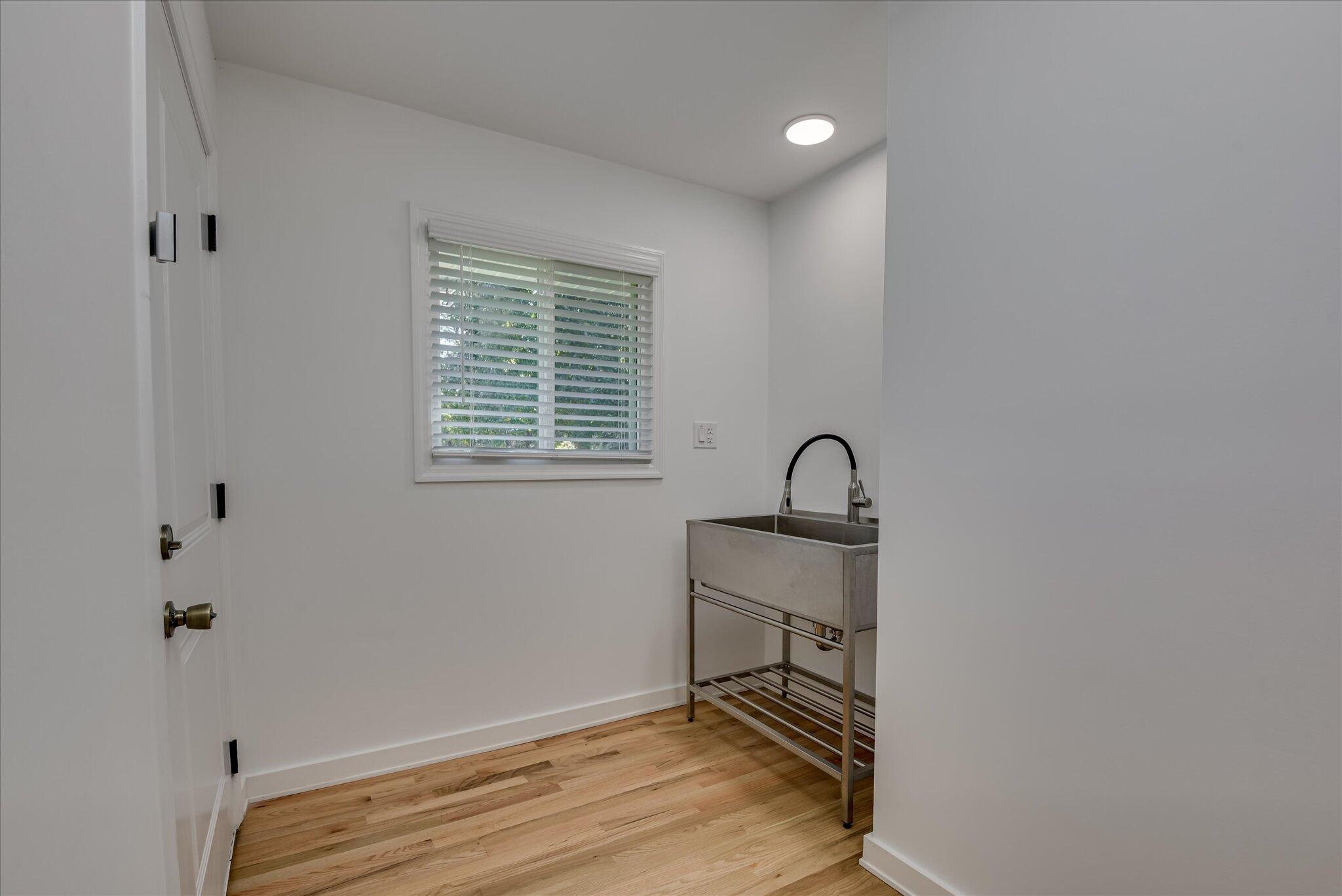 Aiken, South Carolina, 29801, United States, 4 Bedrooms Bedrooms, ,3 BathroomsBathrooms,Residential,For Sale,1992029