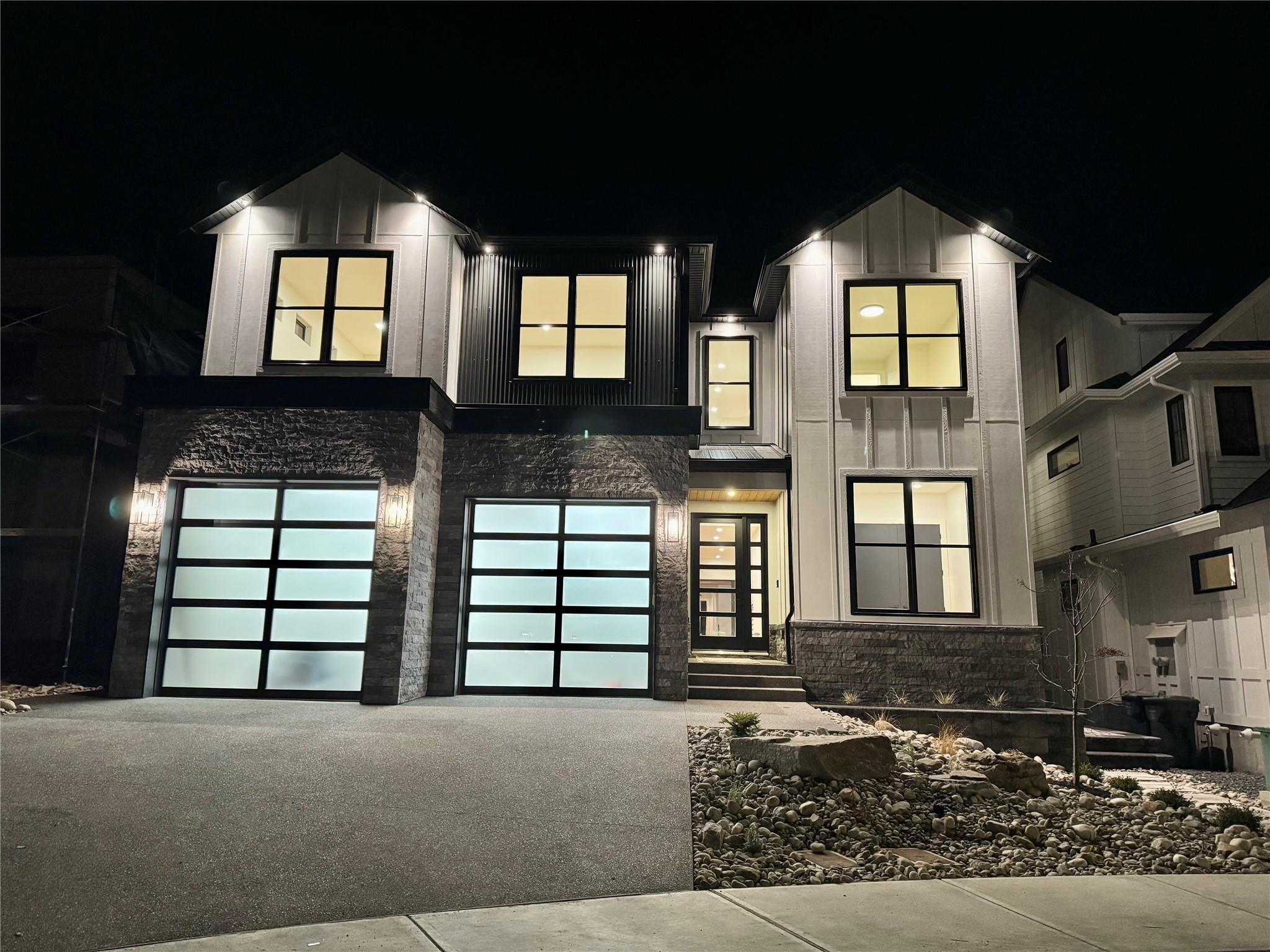 KELOWNA, British Columbia, V1W 0C4, CA, 5 Bedrooms Bedrooms, ,4 BathroomsBathrooms,Residential,For Sale,1960562