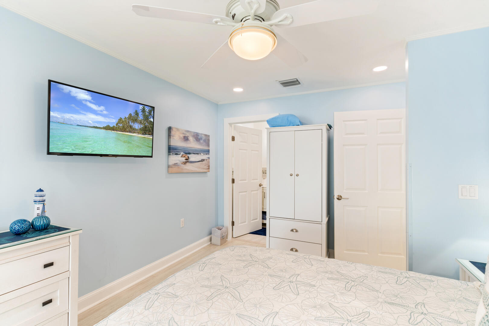 ISLAMORADA, Florida, 33036, United States, 3 Bedrooms Bedrooms, ,3 BathroomsBathrooms,Residential,For Sale,1793689