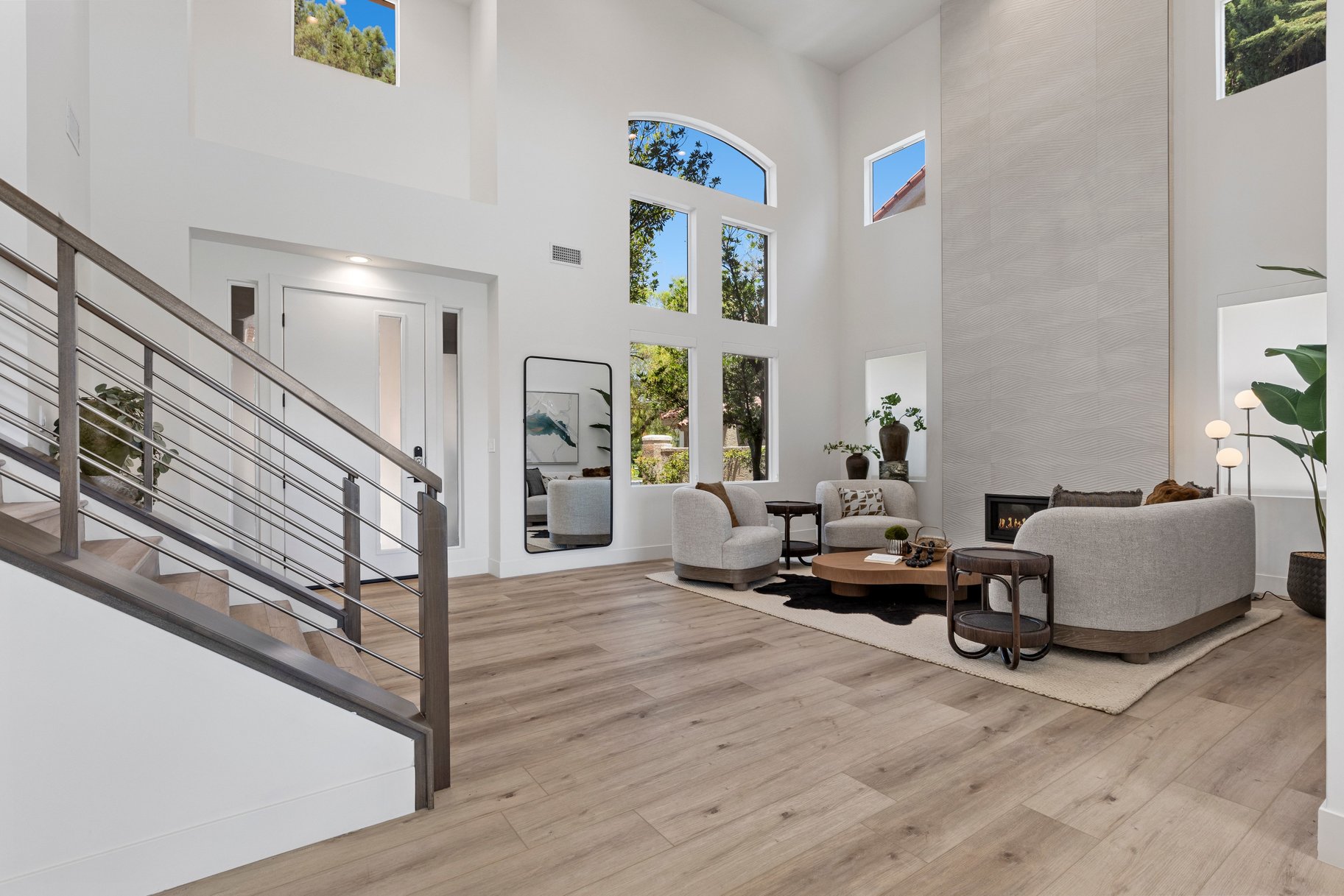  Golf Front Luxury in Guard-Gated Spanish Trail - 物件實景