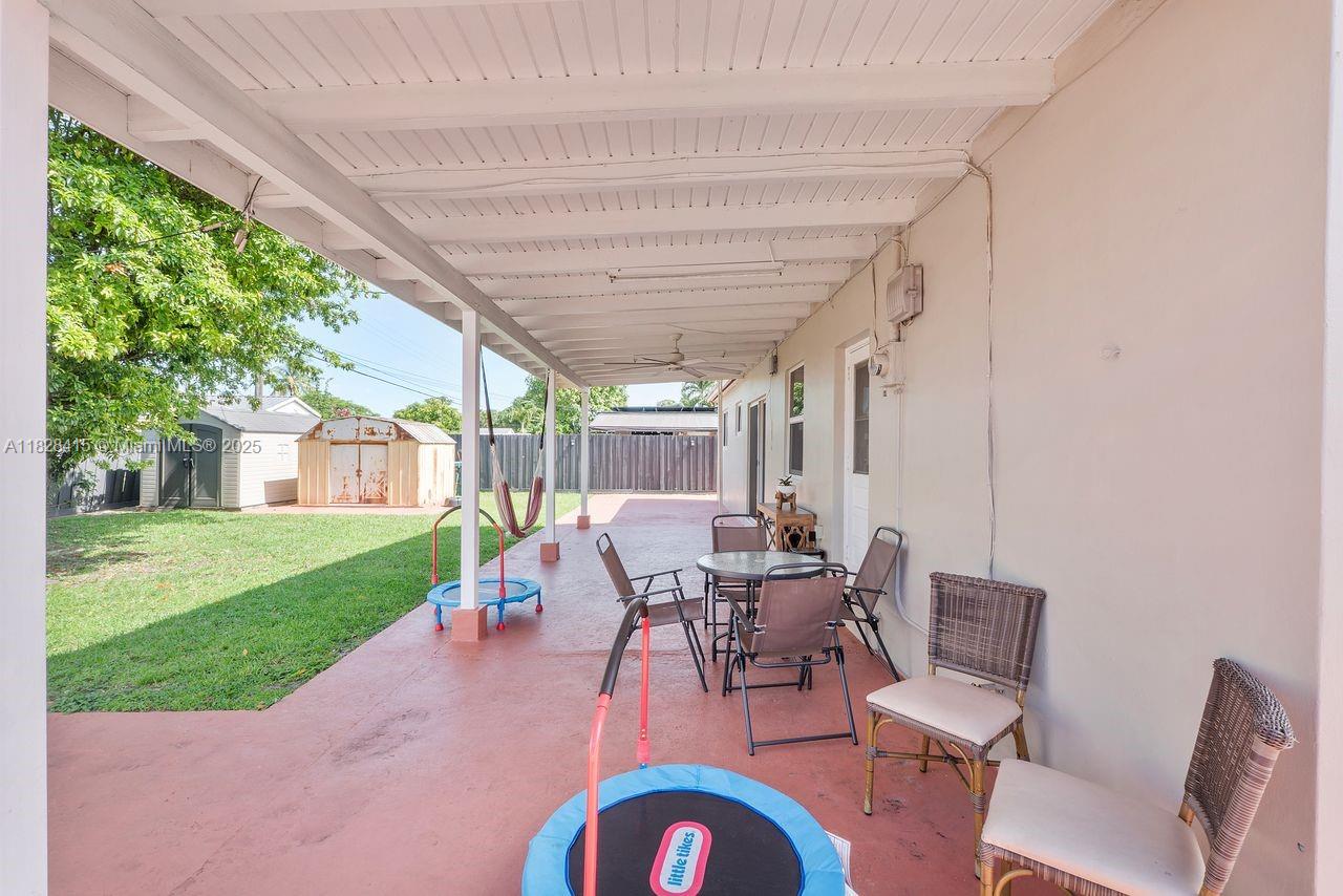 Miami, Florida, 33165, United States, 3 Bedrooms Bedrooms, ,2 BathroomsBathrooms,Residential,For Sale,1882304