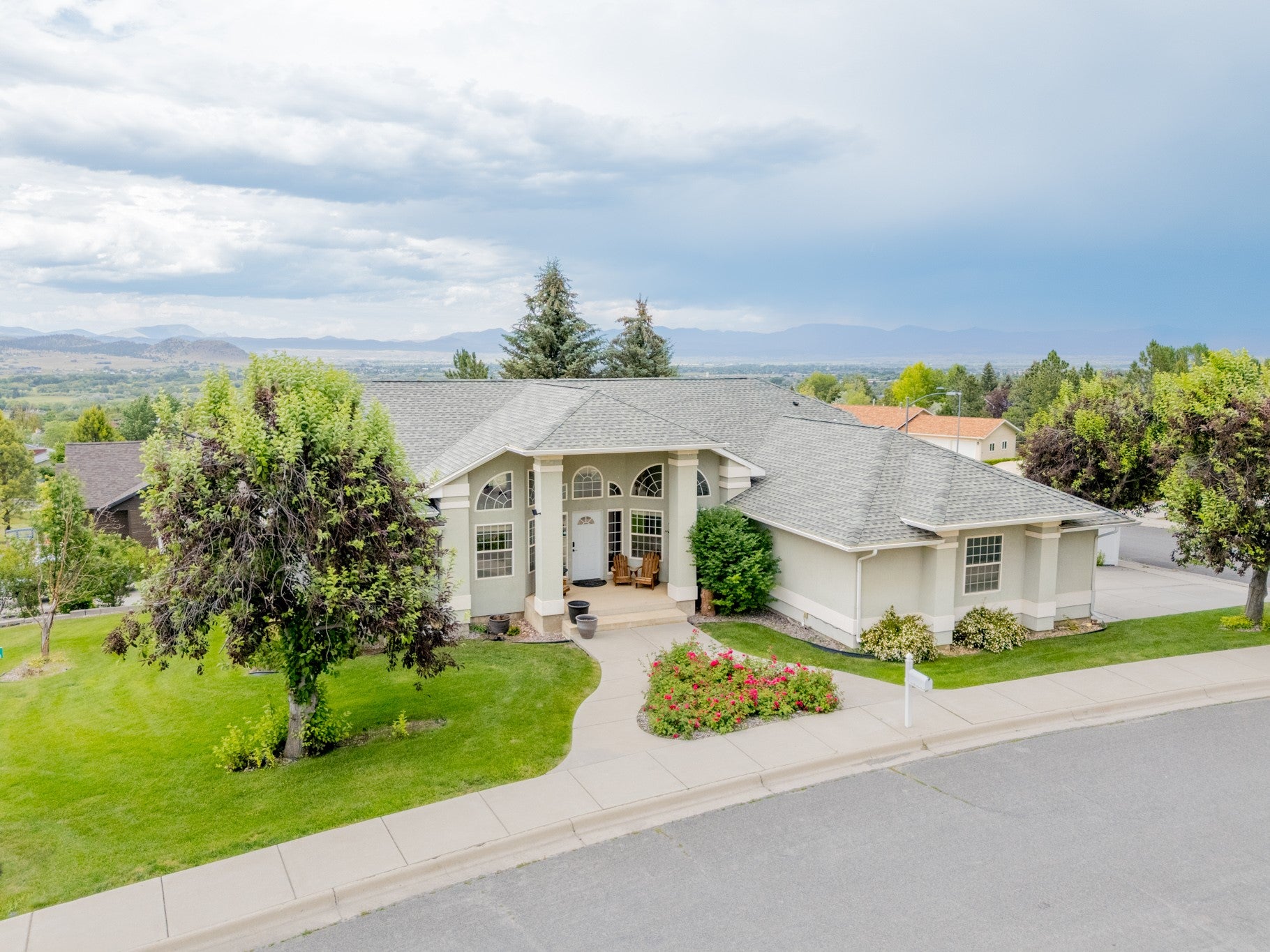 Helena, Montana, 59601, United States, 5 Bedrooms Bedrooms, ,3 BathroomsBathrooms,Residential,For Sale,1885128