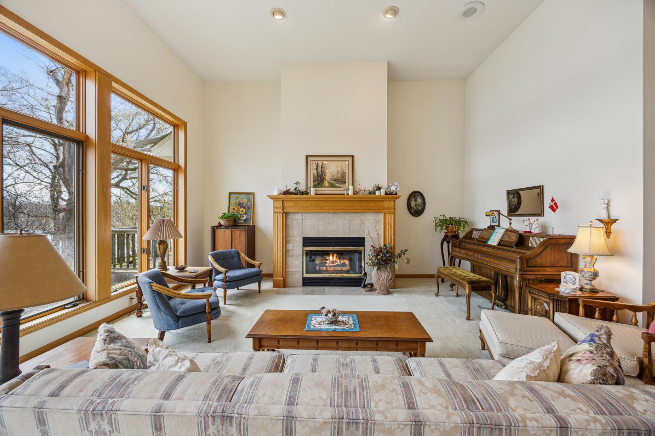 New Brighton, Minnesota, 55112, United States, 4 Bedrooms Bedrooms, ,4 BathroomsBathrooms,Residential,For Sale,1990901