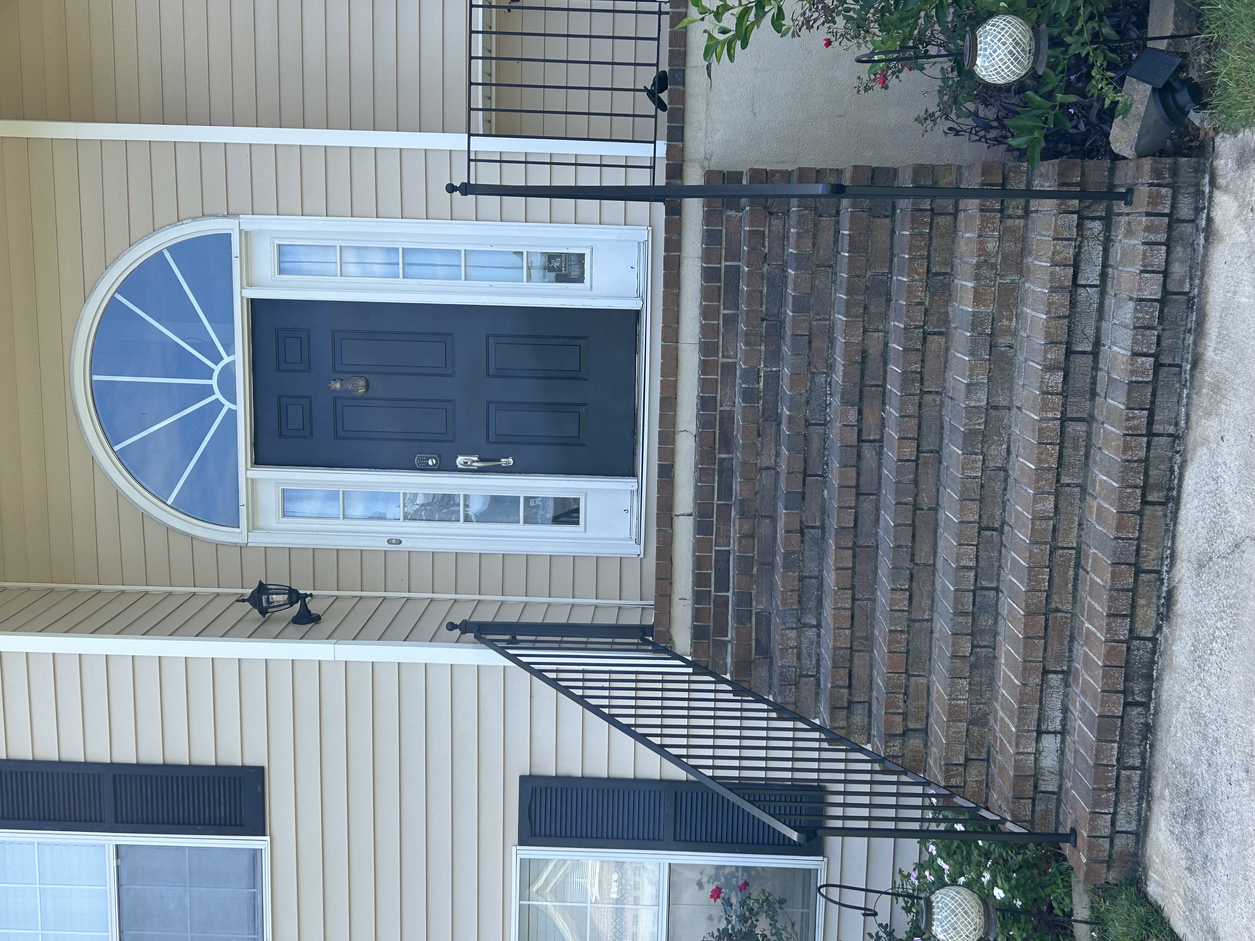 Savannah, Georgia, 31410, United States, 6 Bedrooms Bedrooms, ,3 BathroomsBathrooms,Residential,For Sale,1987064