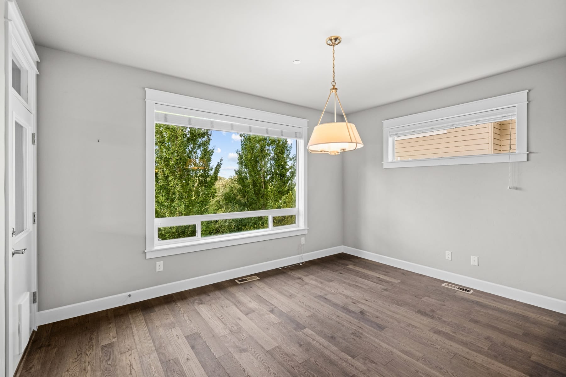  12465 SW LESSER RD Portland, OR 97219 - 物件實景