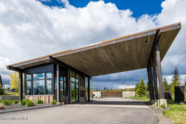 Coeur d'Alene, Idaho, 83814, United States, ,Residential,For Sale,1942579