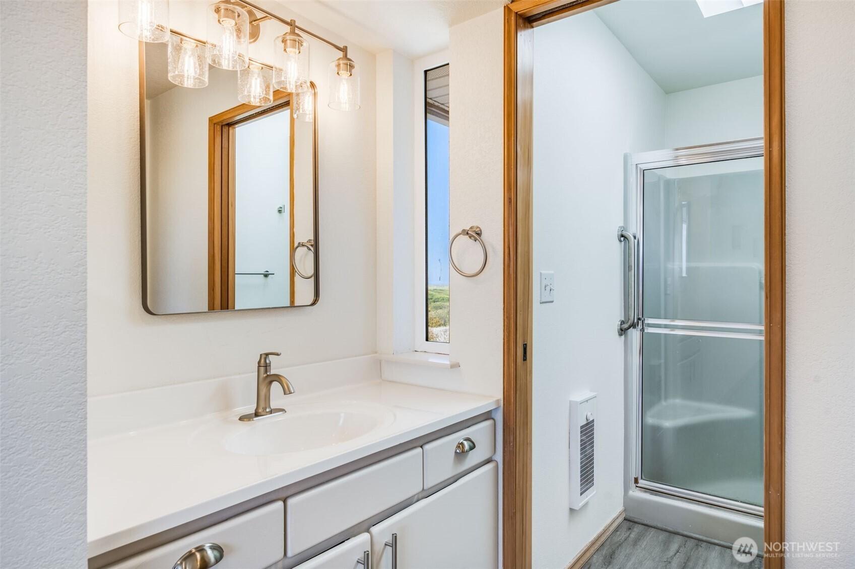 OCEAN SHORES, Washington, 98569, United States, 3 Bedrooms Bedrooms, ,3 BathroomsBathrooms,Residential,For Sale,1918450