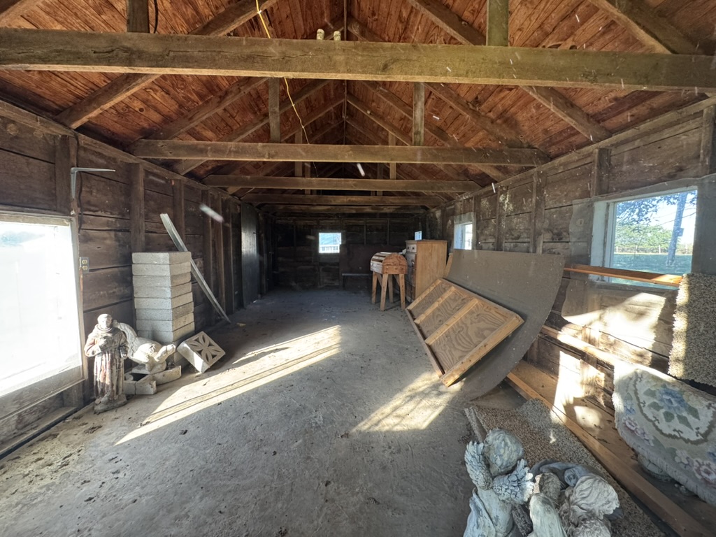 Pierce City, Missouri, 65723, United States, 2 Bedrooms Bedrooms, ,2 BathroomsBathrooms,Residential,For Sale,1987385