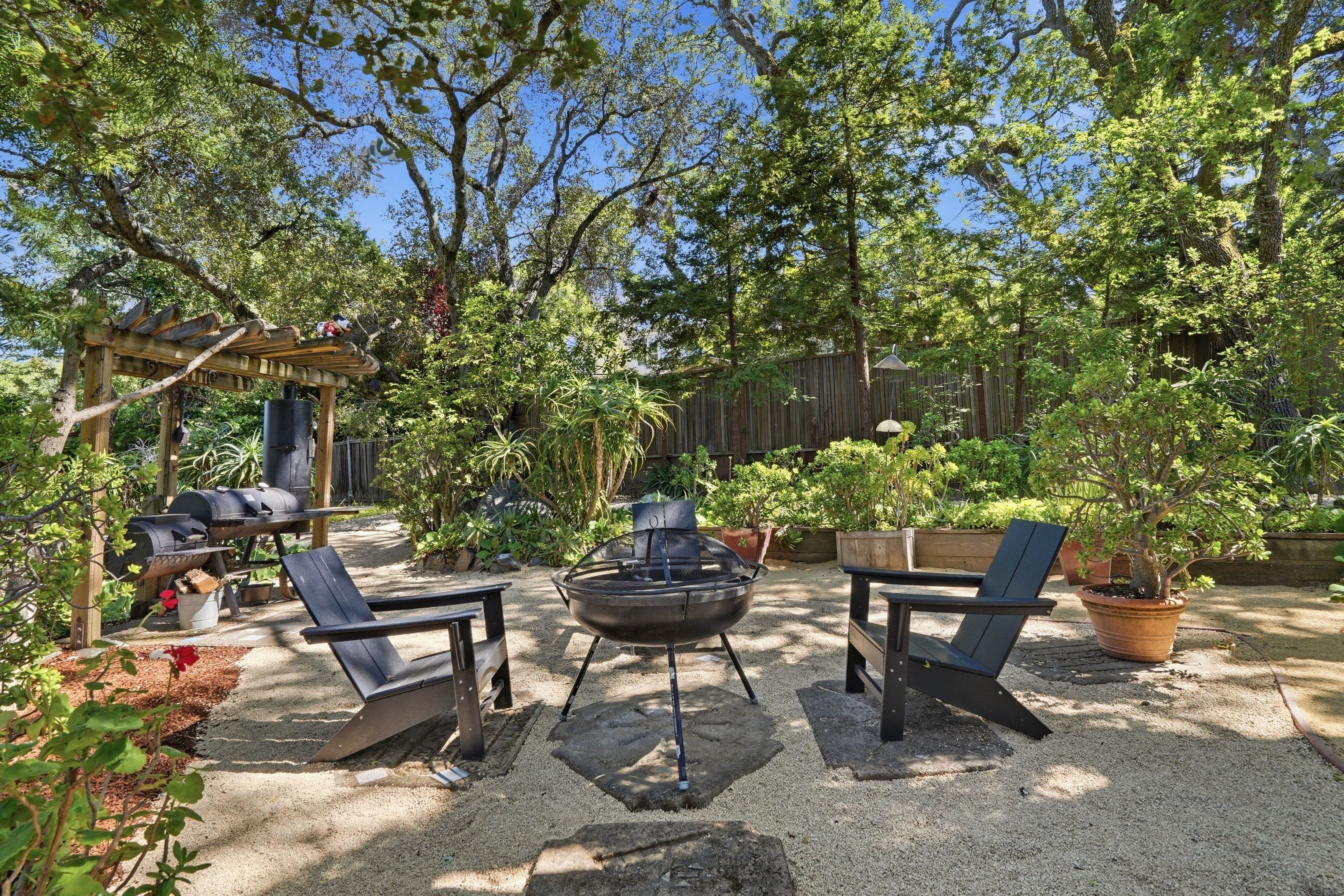  157 Springdale Way, Redwood City, CA 94062 - 物件實景