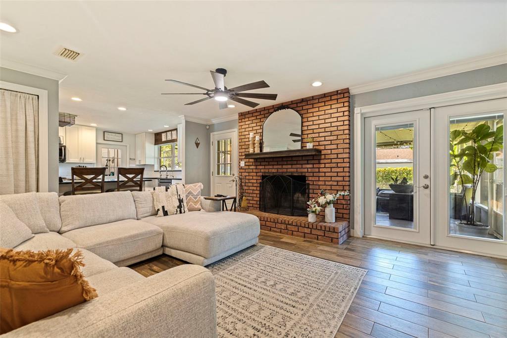 St Petersburg, Florida, 33712, United States, 3 Bedrooms Bedrooms, ,2 BathroomsBathrooms,Residential,For Sale,1907287