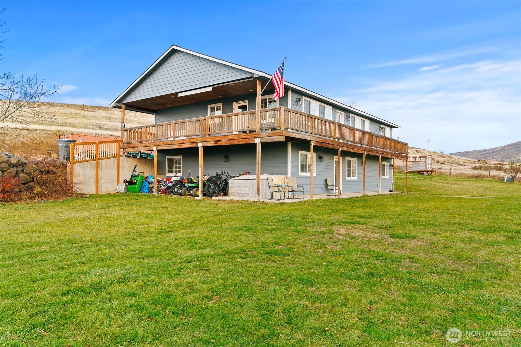 Ellensburg, Washington, 98926, United States, 6 Bedrooms Bedrooms, ,2 BathroomsBathrooms,Residential,For Sale,1992085