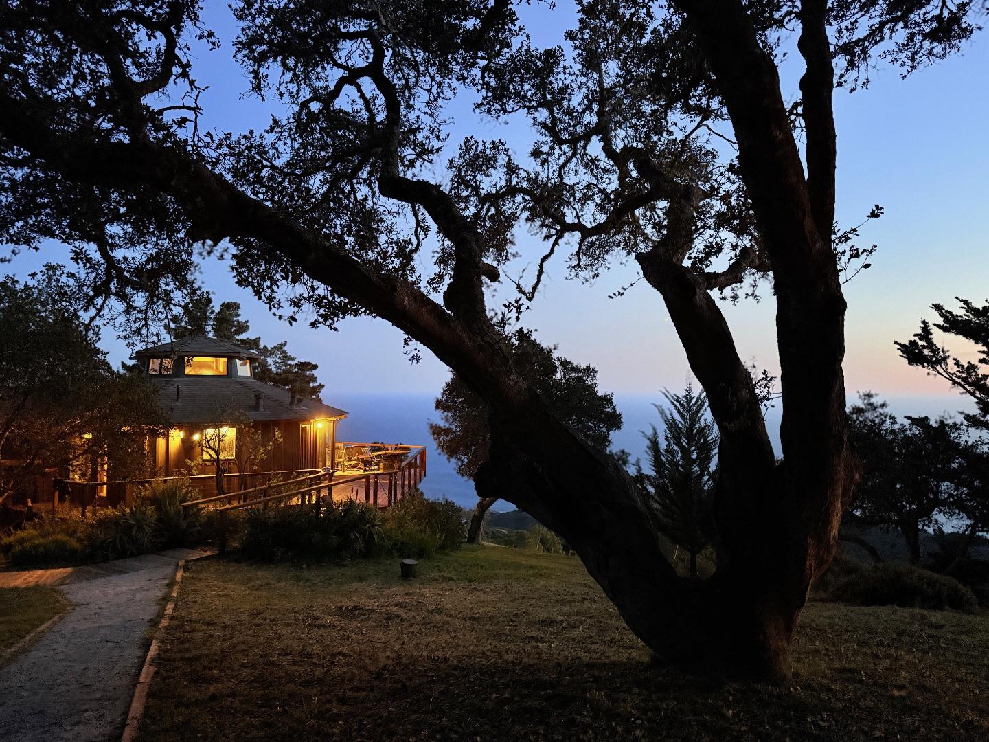 Big Sur, California, 93920, United States, 1 Bedroom Bedrooms, ,2 BathroomsBathrooms,Residential,For Sale,1876422