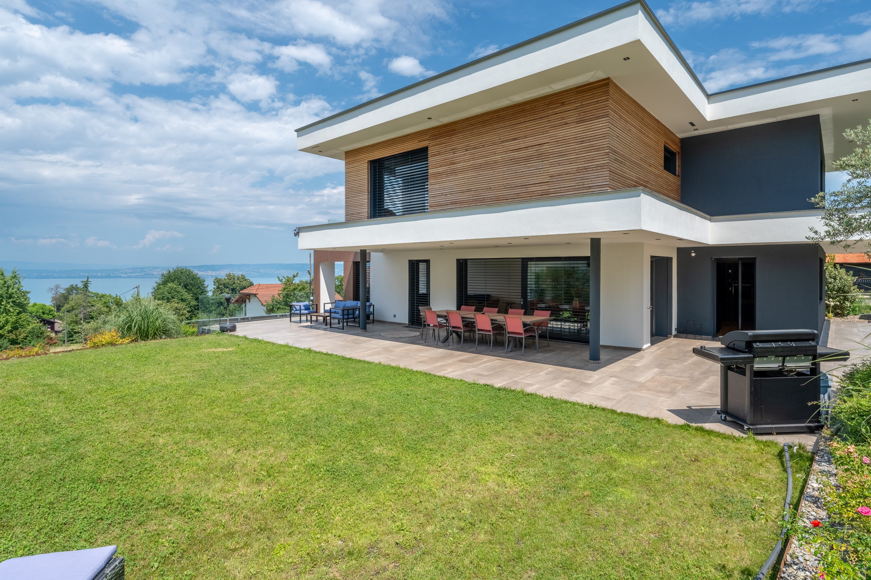  Contemporary Villa for Sale in Neuvecelle with Lake Views - 物件實景