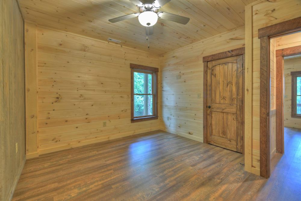 Mineral Bluff, Georgia, 30559, United States, 4 Bedrooms Bedrooms, ,4 BathroomsBathrooms,Residential,For Sale,1871299