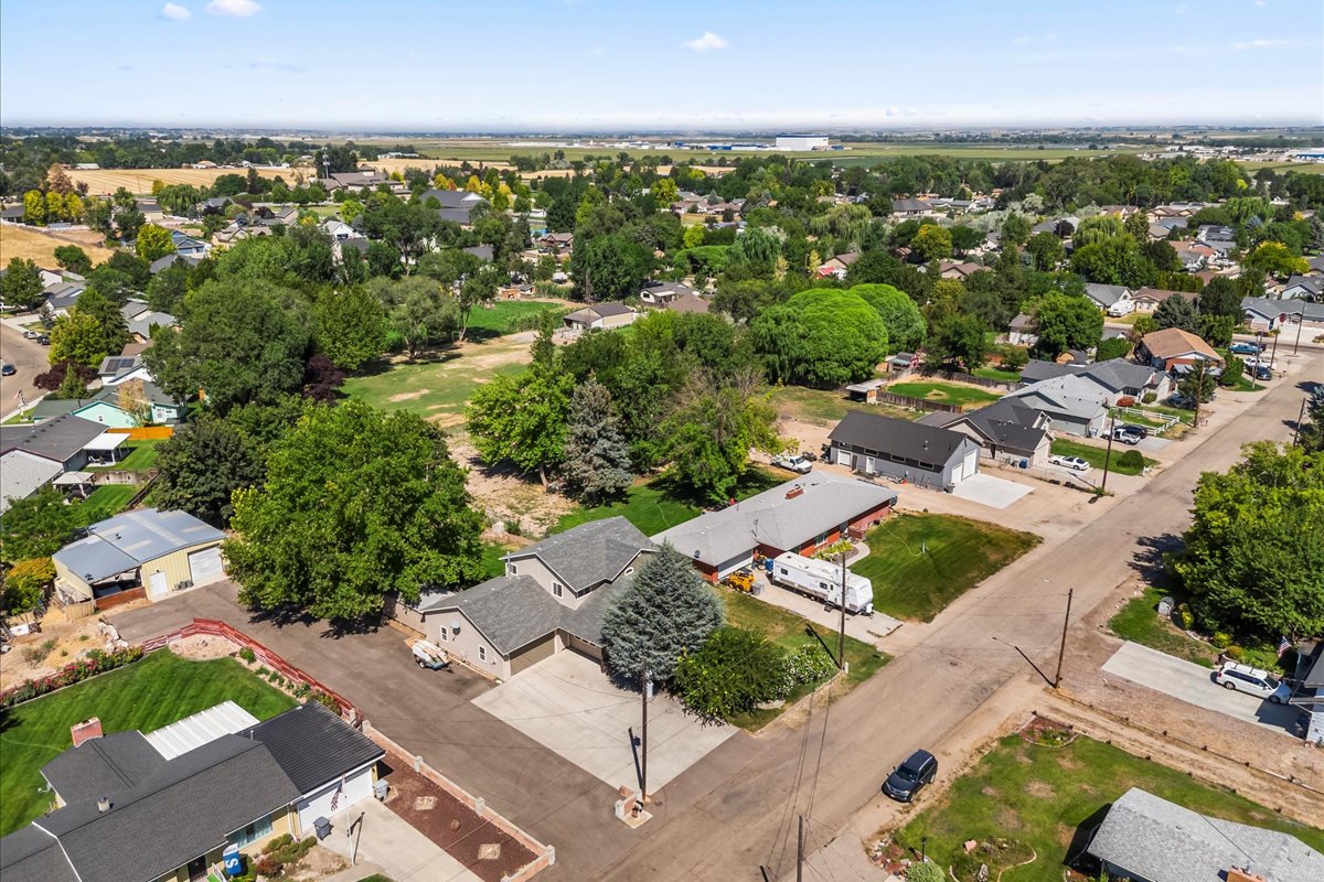 Caldwell, Idaho, 83605, United States, 4 Bedrooms Bedrooms, ,3 BathroomsBathrooms,Residential,For Sale,1938152