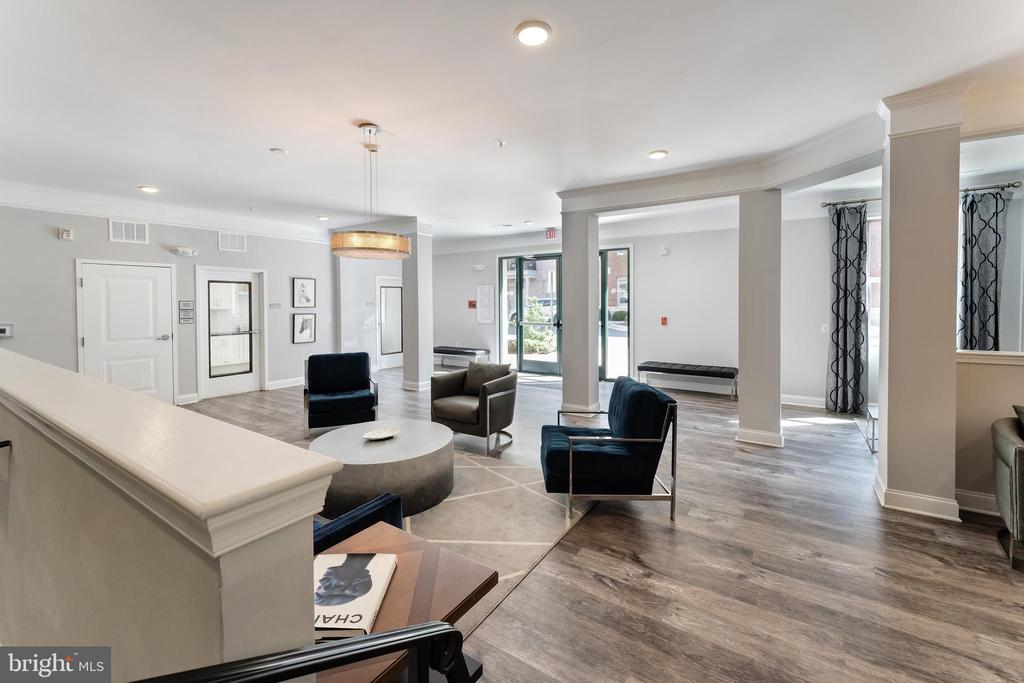 Ashburn, Virginia, 20148, United States, 3 Bedrooms Bedrooms, ,2 BathroomsBathrooms,Residential,For Sale,1977390