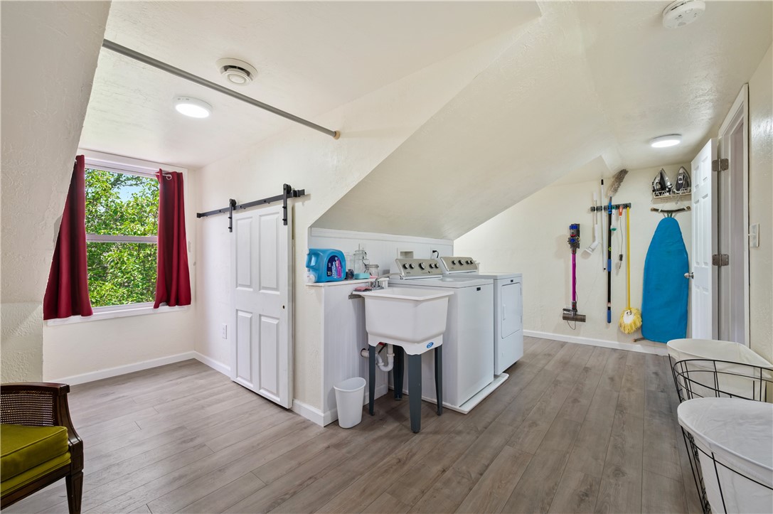 Penn Twp, Pennsylvania, 15642, United States, 5 Bedrooms Bedrooms, ,4 BathroomsBathrooms,Residential,For Sale,2001682