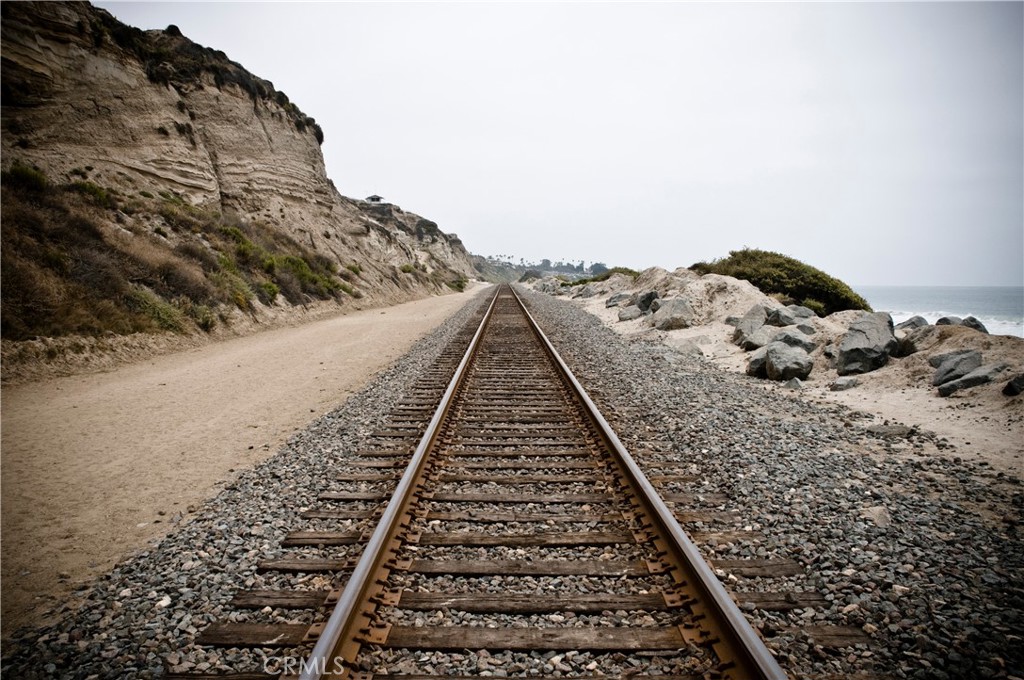 Dana Point, California, 92624, United States, 5 Bedrooms Bedrooms, ,4 BathroomsBathrooms,Residential,For Sale,1991837