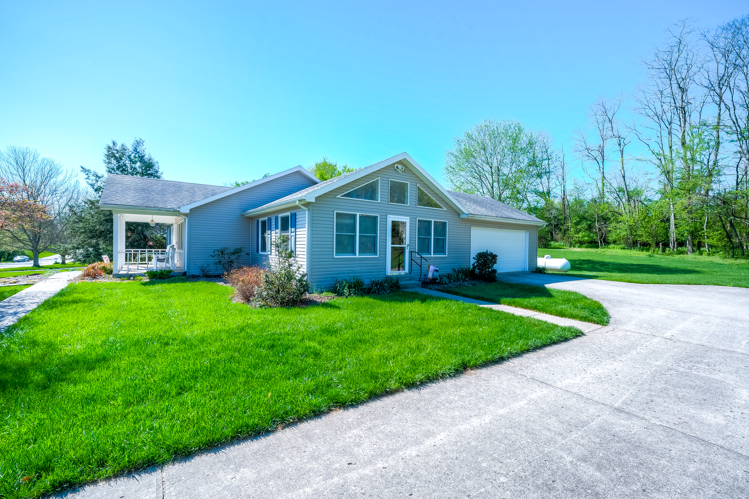  2033 Longview Drive - 物件實景