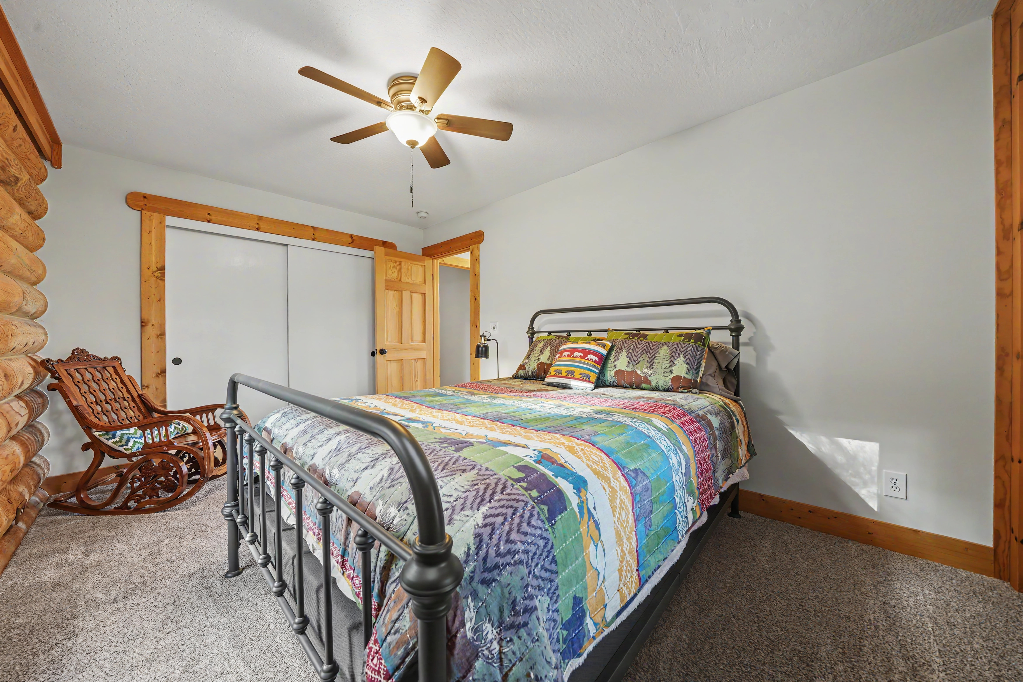  211 Fox Road, Glencoe, CA 95232 - 物件實景