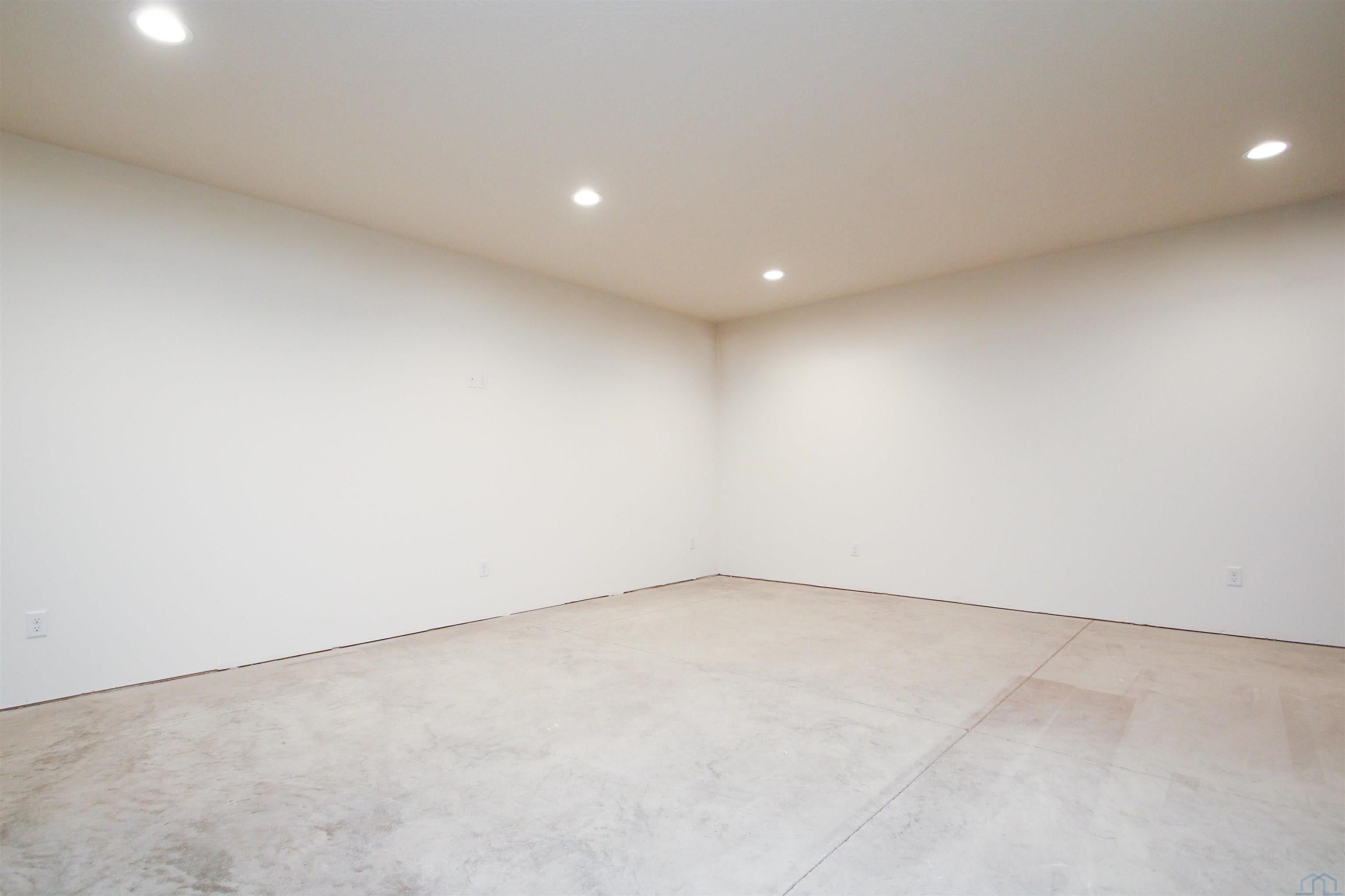 Sergeant Bluff, Iowa, 51054, United States, 3 Bedrooms Bedrooms, ,2 BathroomsBathrooms,Residential,For Sale,1974181