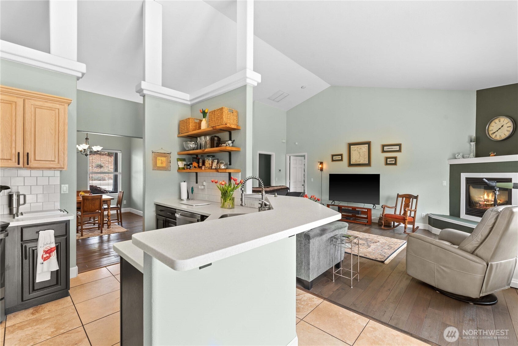 East Wenatchee, Washington, 98802, United States, 3 Bedrooms Bedrooms, ,1 BathroomBathrooms,Residential,For Sale,1818032