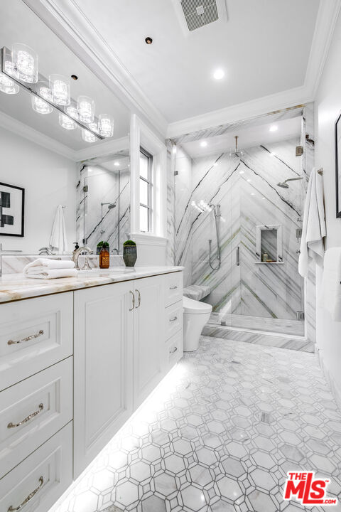 Beverly Hills, California, 90210, United States, 6 Bedrooms Bedrooms, ,12 BathroomsBathrooms,Residential,For Sale,1865227
