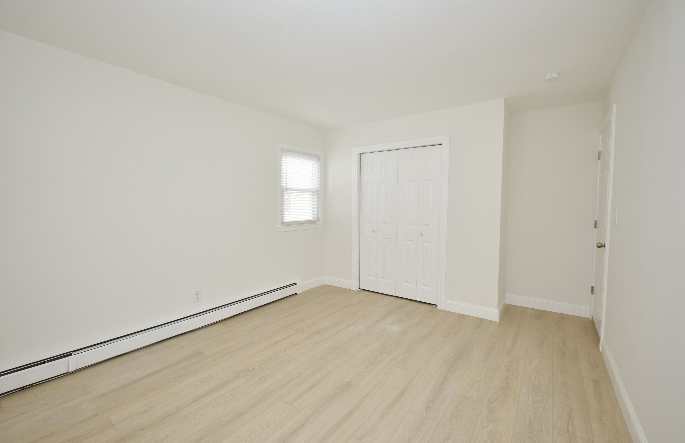 Elmont, New York, 11003, United States, 5 Bedrooms Bedrooms, ,2 BathroomsBathrooms,Residential,For Sale,1981146