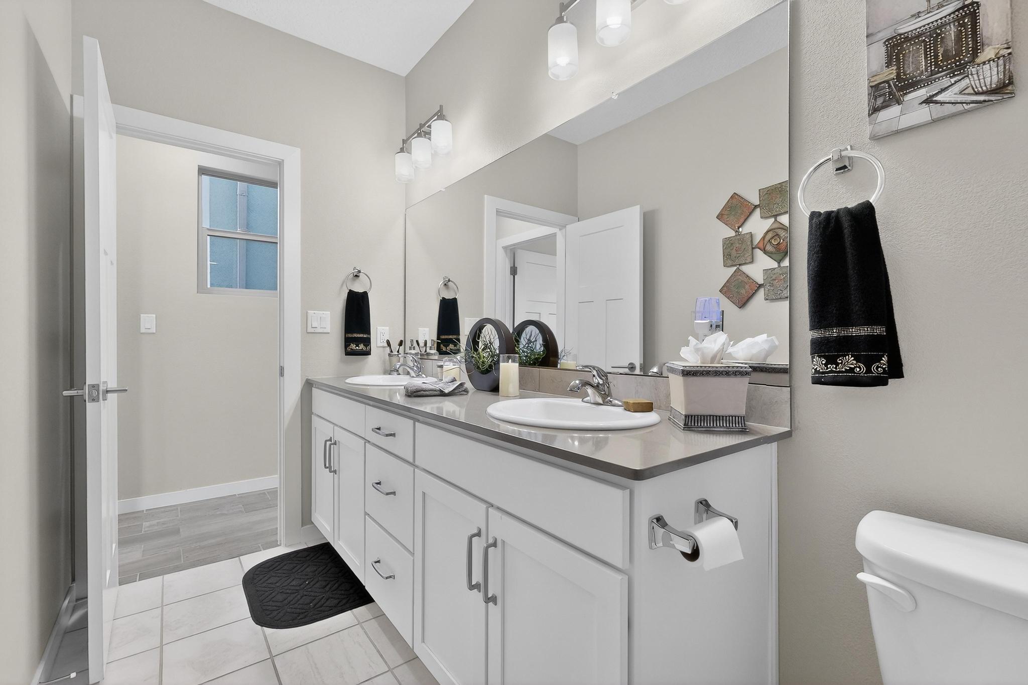 Albuquerque, New Mexico, 87120, United States, 3 Bedrooms Bedrooms, ,3 BathroomsBathrooms,Residential,For Sale,2008815