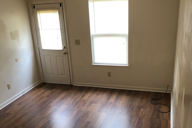Oxford, Ohio, 45056, United States, 8 Bedrooms Bedrooms, ,6 BathroomsBathrooms,Residential,For Sale,2048735