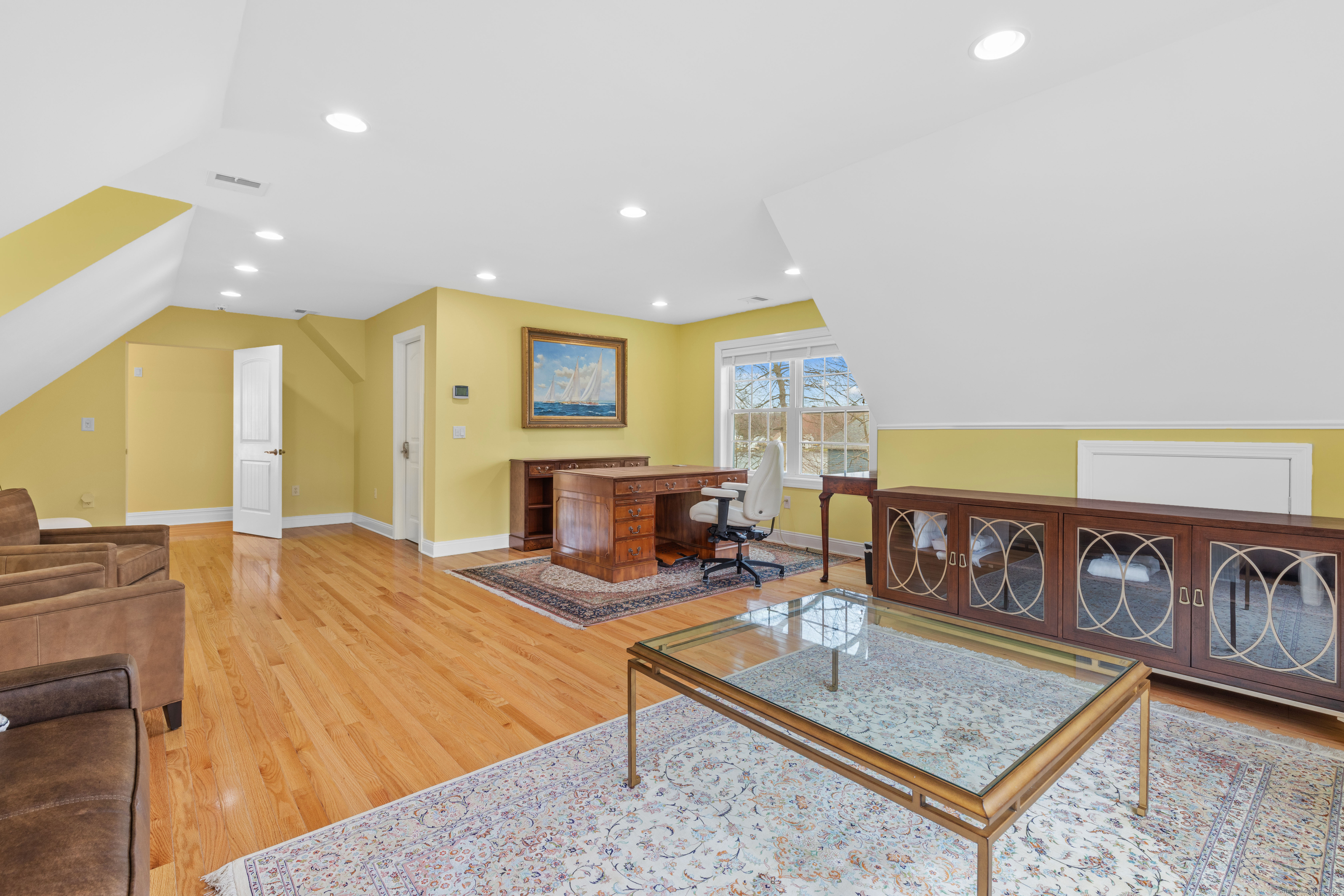 Wolcott, Connecticut, 06716, United States, 3 Bedrooms Bedrooms, ,4 BathroomsBathrooms,Residential,For Sale,1932015