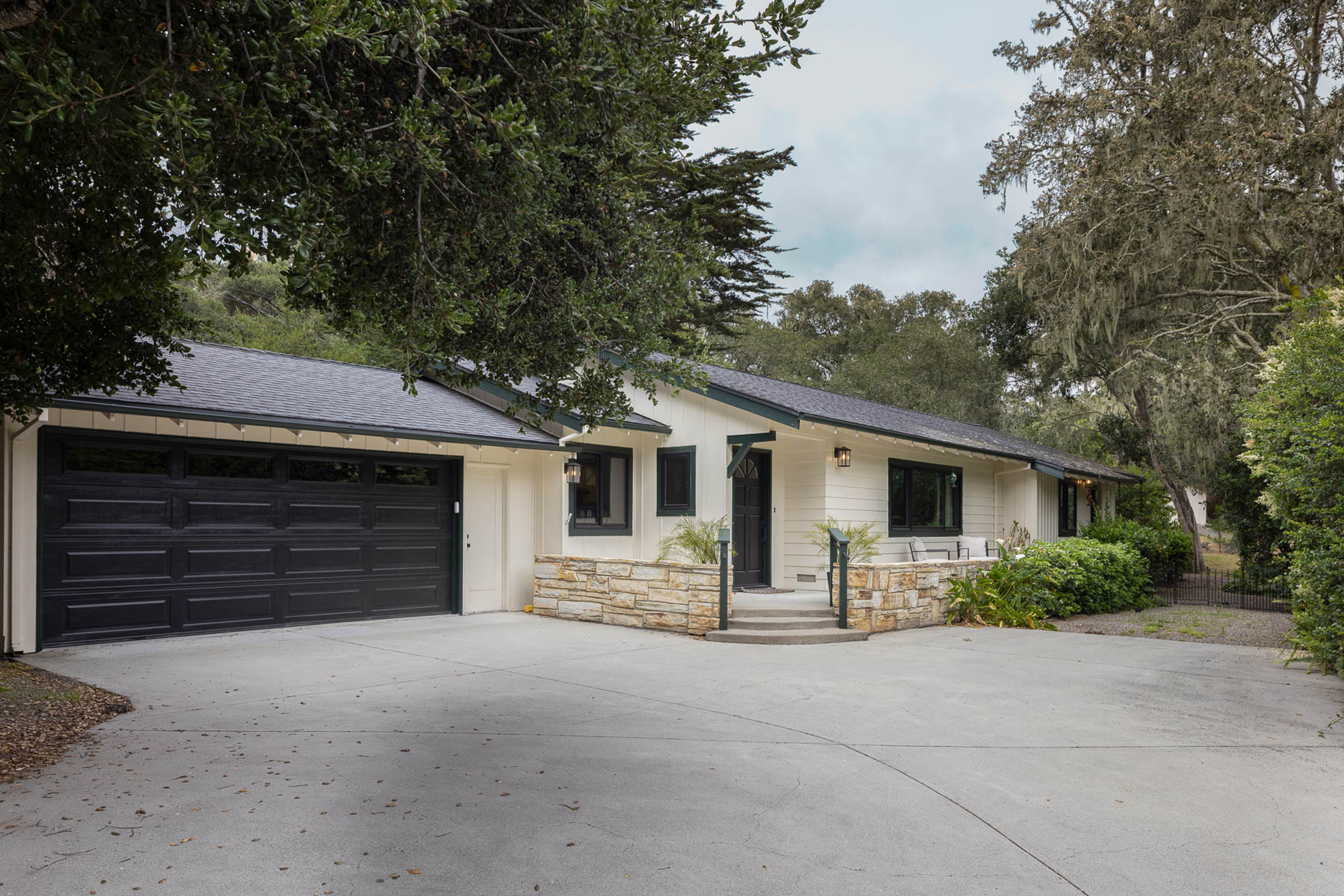  25315 Flanders Drive - 物件實景