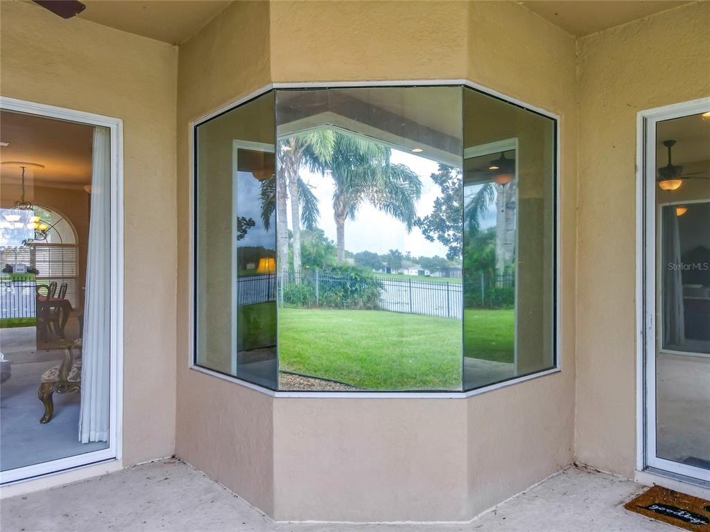Orlando, Florida, 32829, United States, 4 Bedrooms Bedrooms, ,4 BathroomsBathrooms,Residential,For Sale,1913798