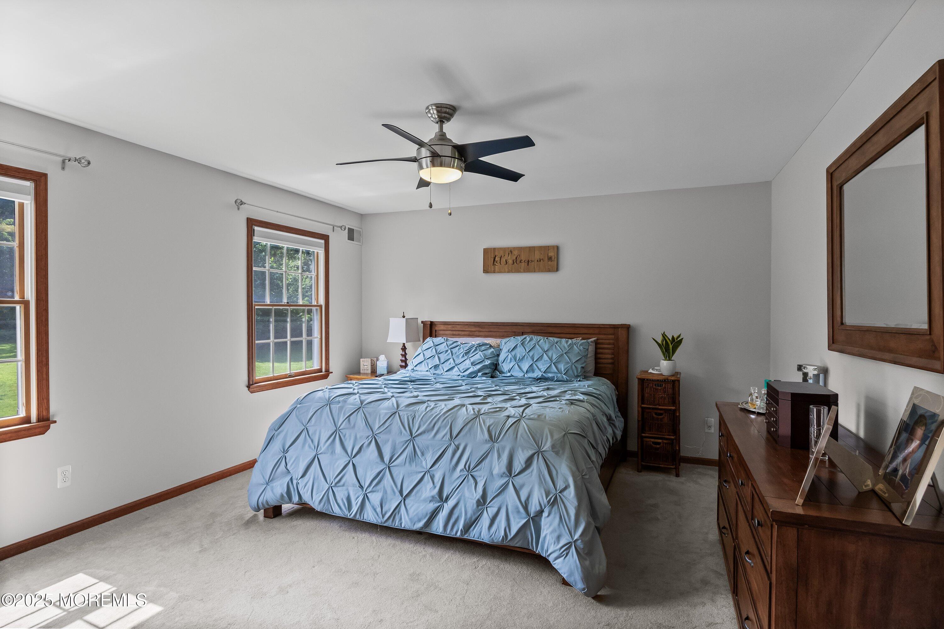Cream Ridge, New Jersey, 08514, United States, 4 Bedrooms Bedrooms, ,3 BathroomsBathrooms,Residential,For Sale,1904272