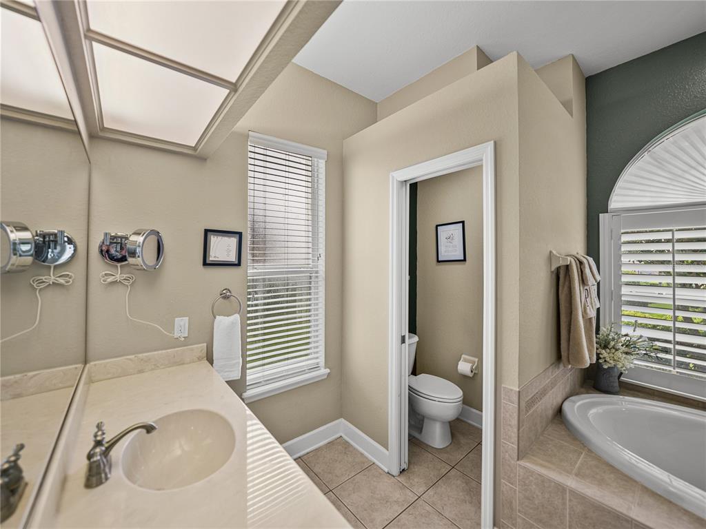 Lakeland, Florida, 33812, United States, 4 Bedrooms Bedrooms, ,3 BathroomsBathrooms,Residential,For Sale,1898596