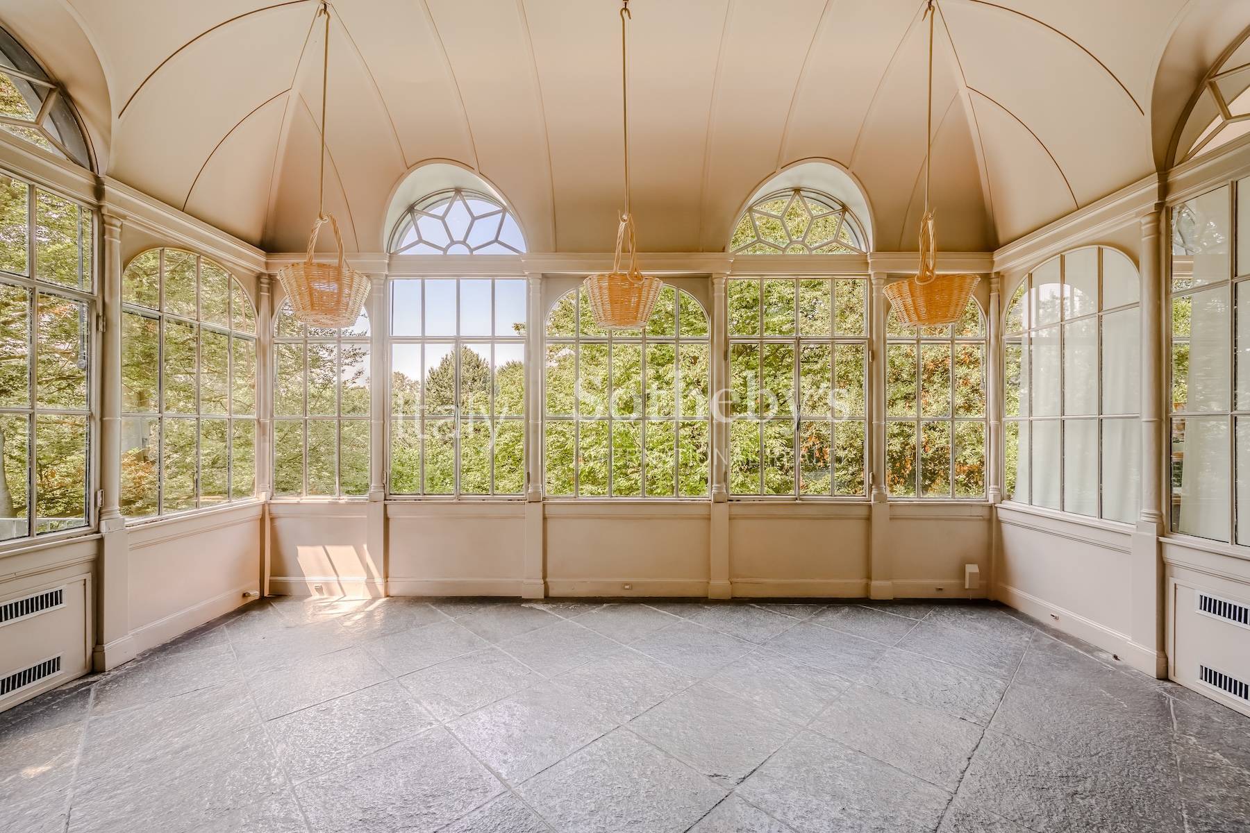  Iconic property nestled in the Turin hillside - 物件實景