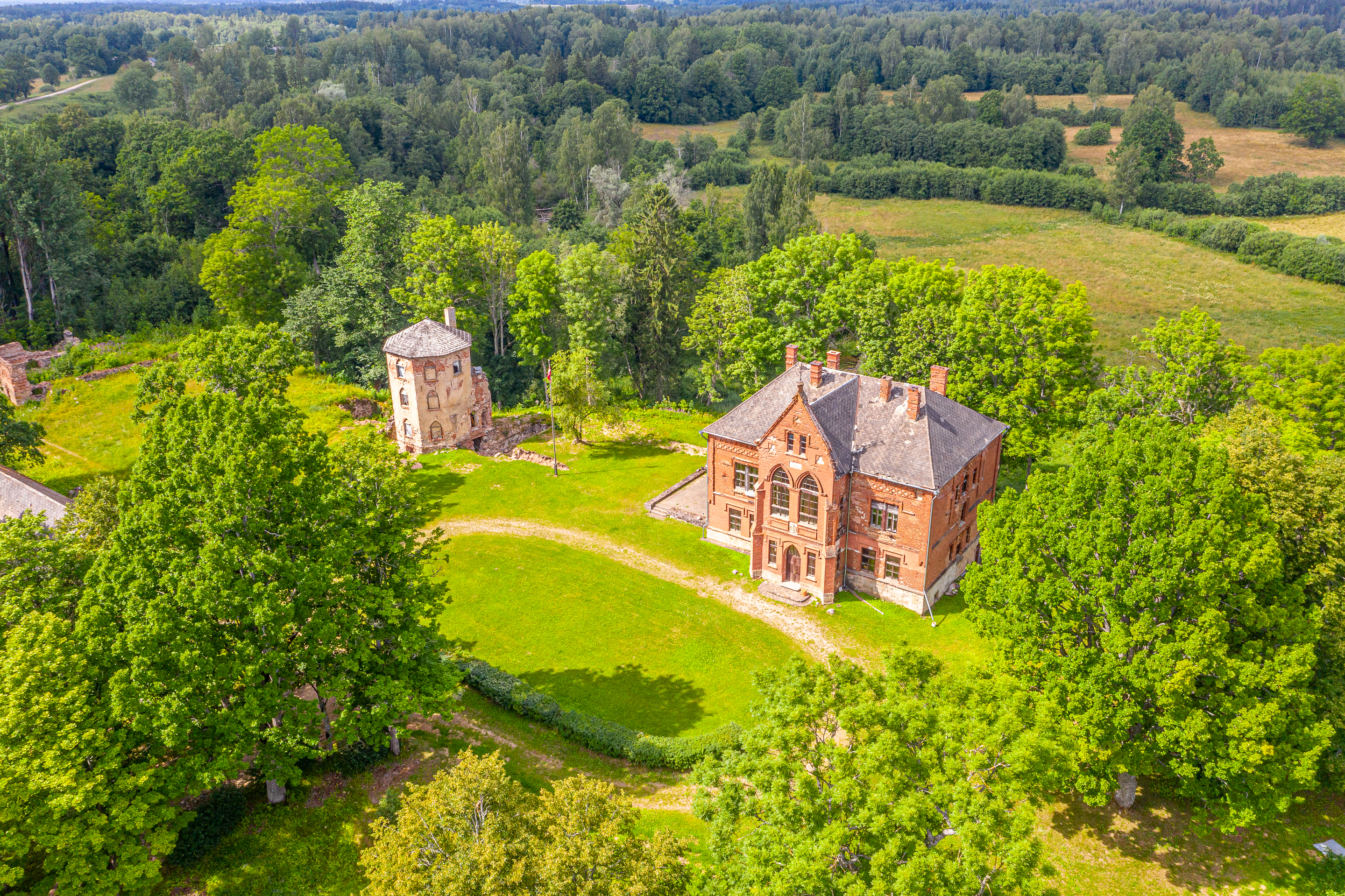  Manor house in Vecpiebalga region - 物件實景